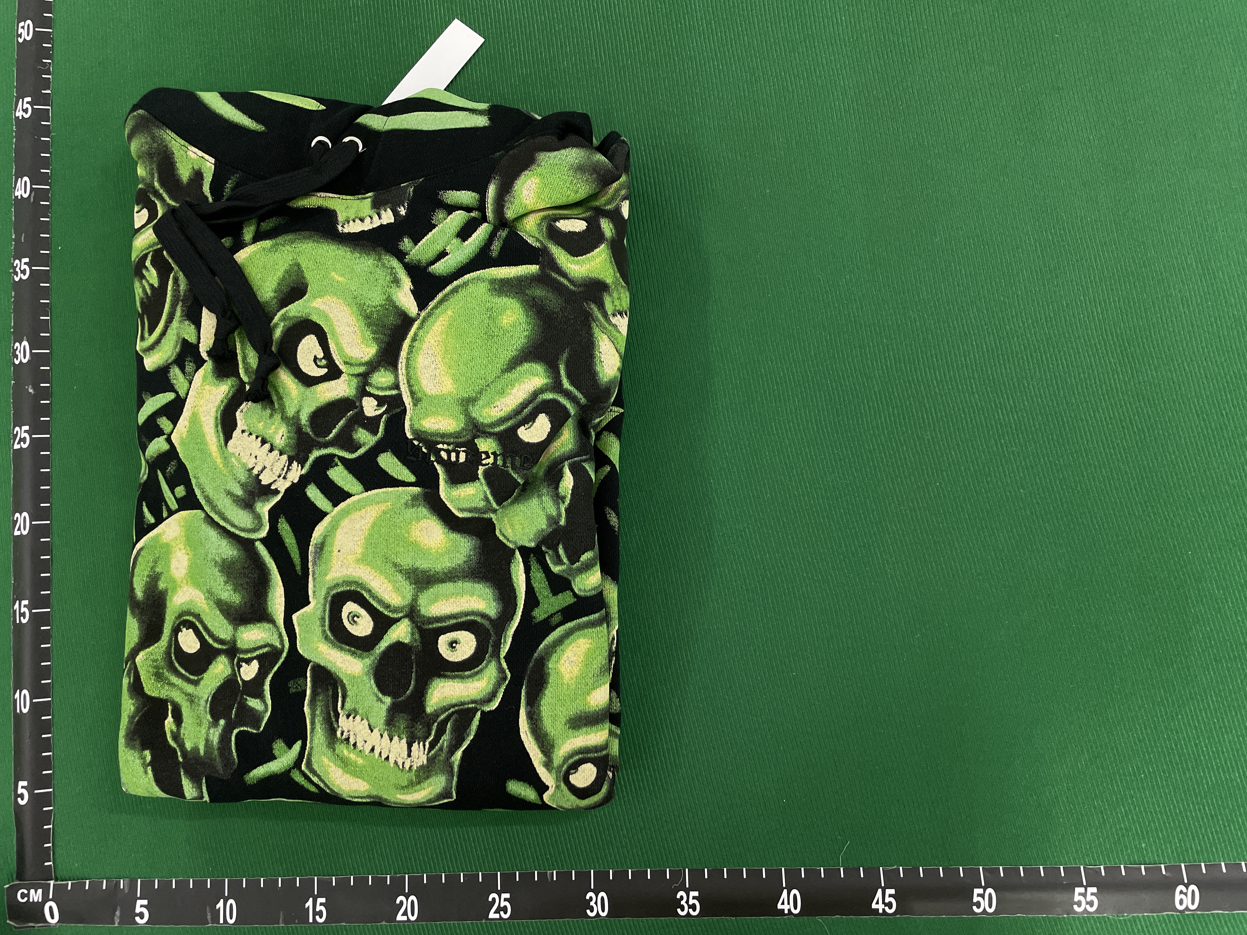 Sweatshirt QC photo 2 of 49