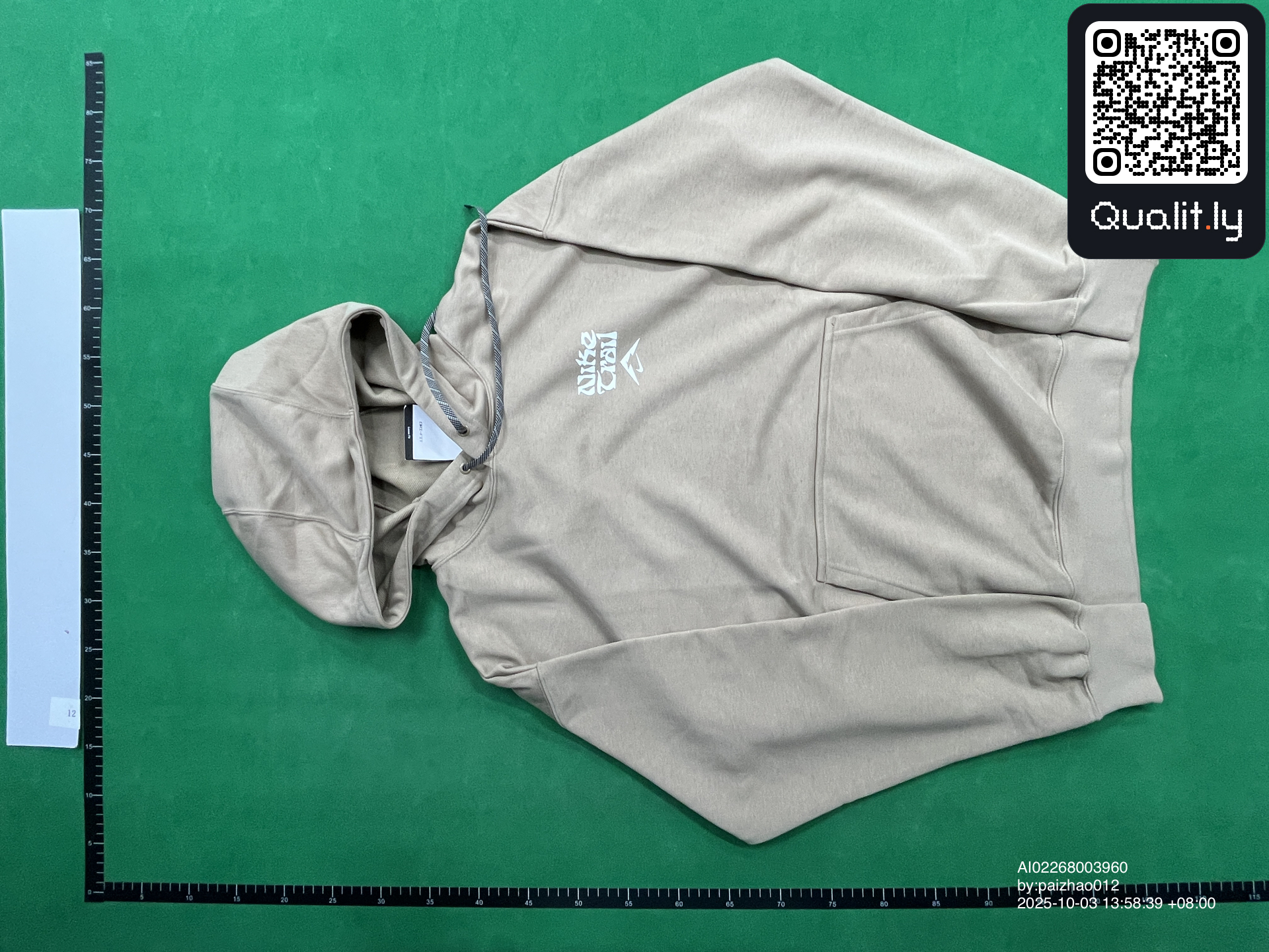 Sudadera con capucha — foto QC 3 de 4