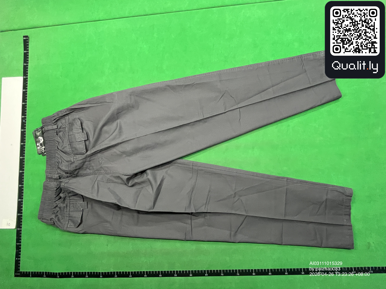 Pants QC photo 2 of 8