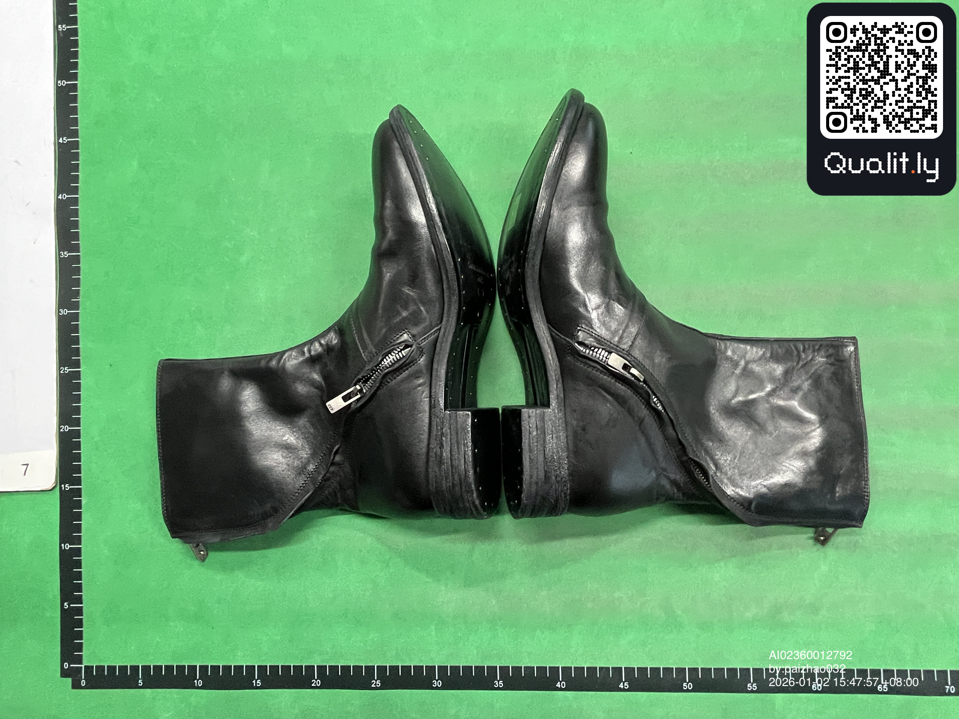 靴子 QC 照片 3 / 6