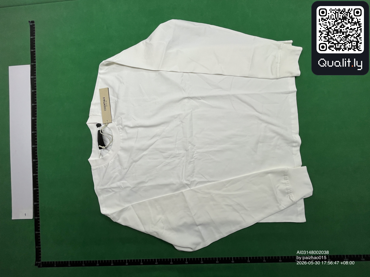 T-shirt — foto QC 3 di 10