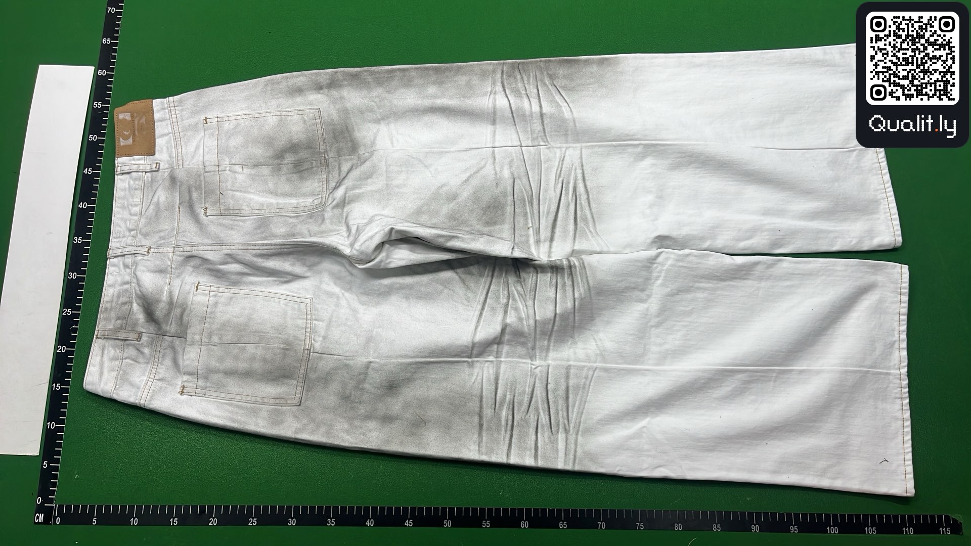 Jeans — QC-foto 3 av 24