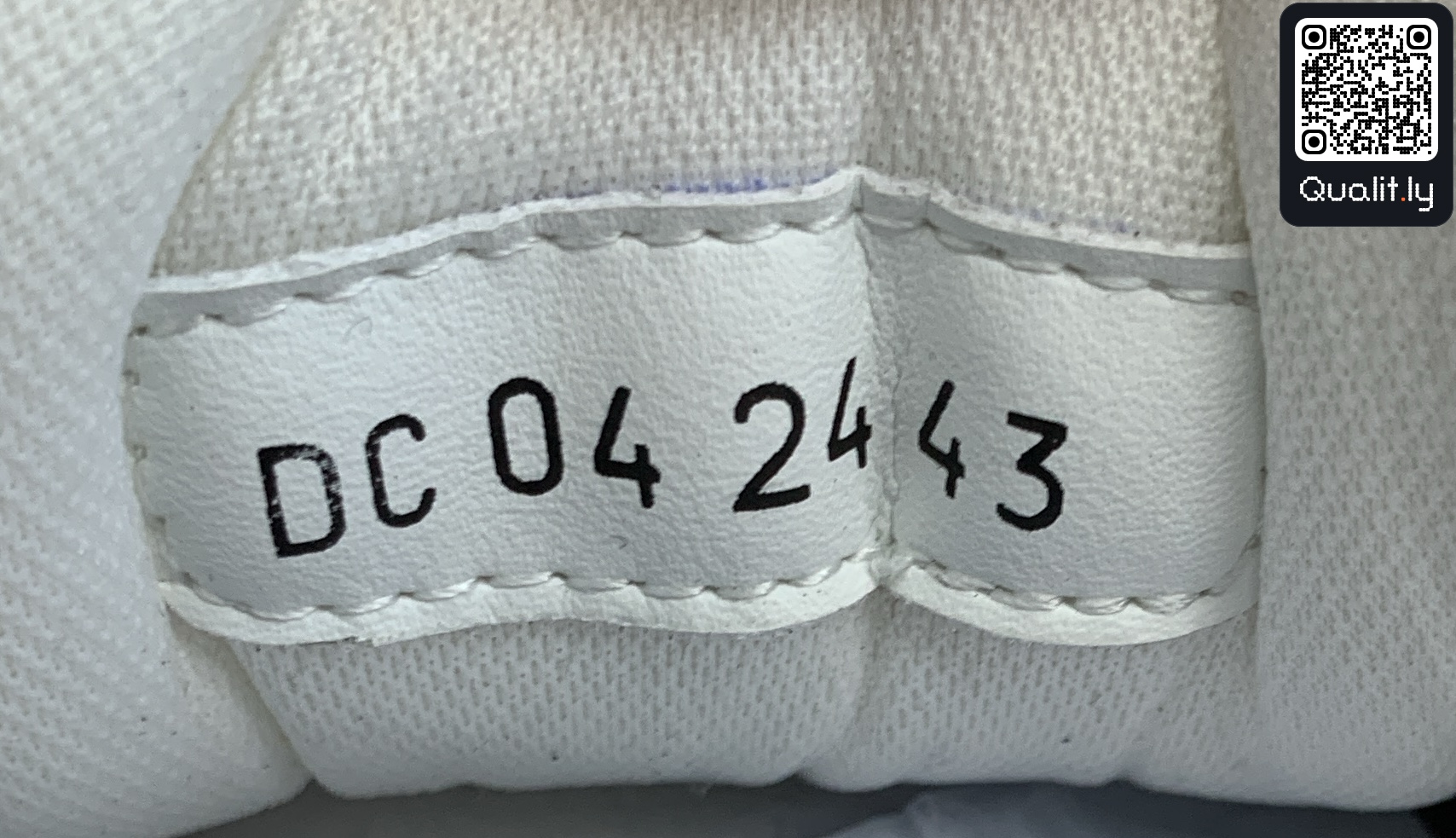 Sneakers — QC-foto 1 av 28