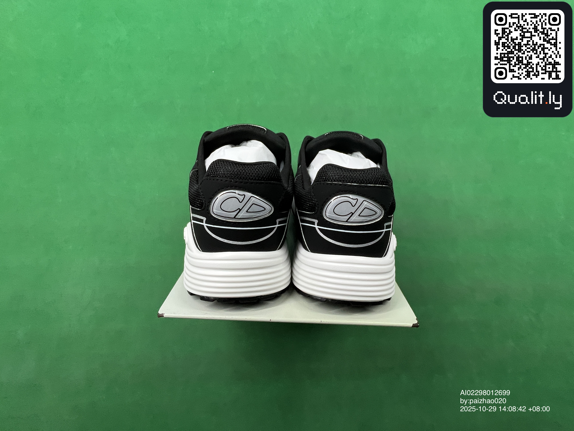 Sneakersy — zdjęcie QC 1 z 108
