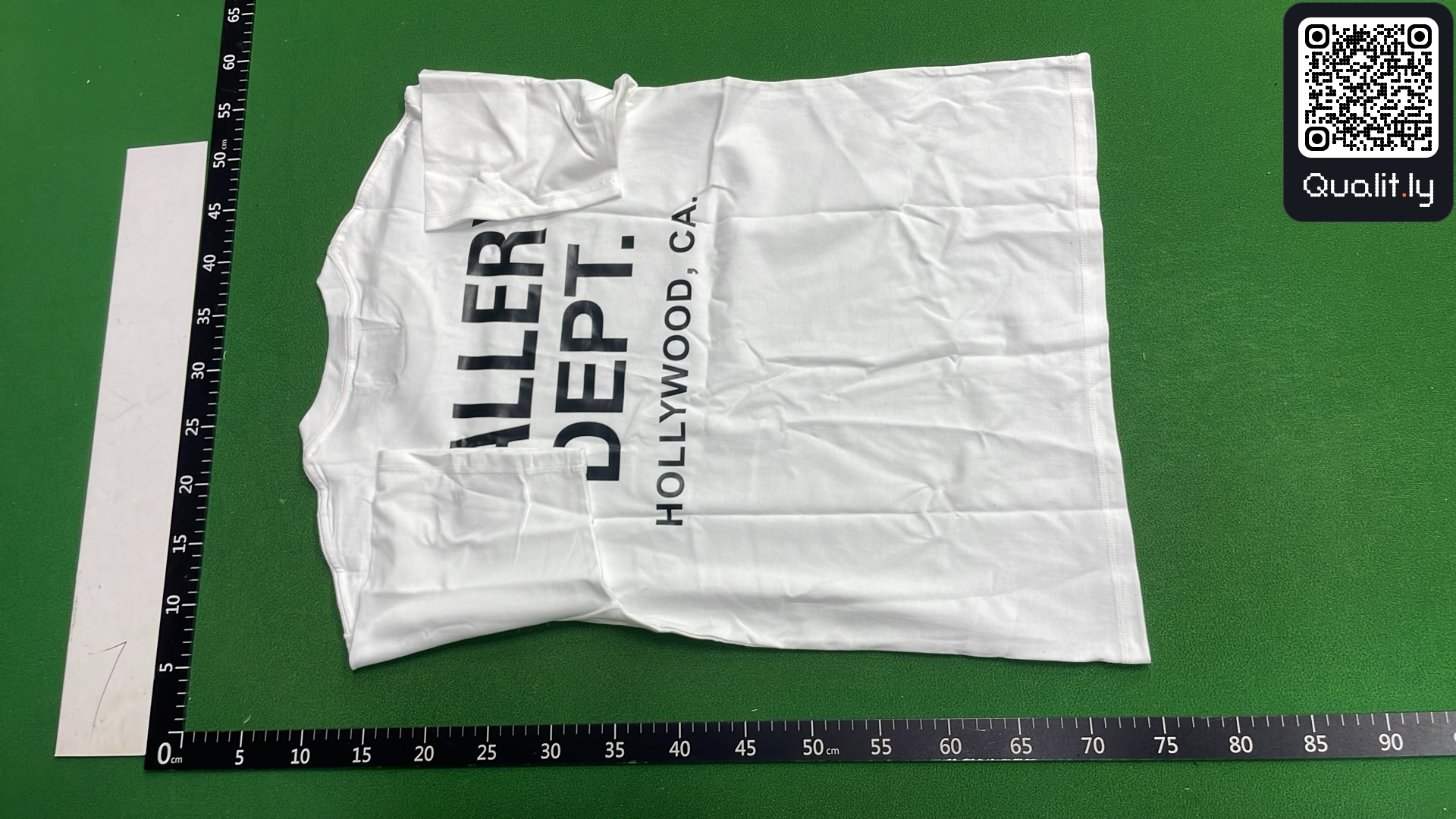 T-shirt QC photo 3 of 256