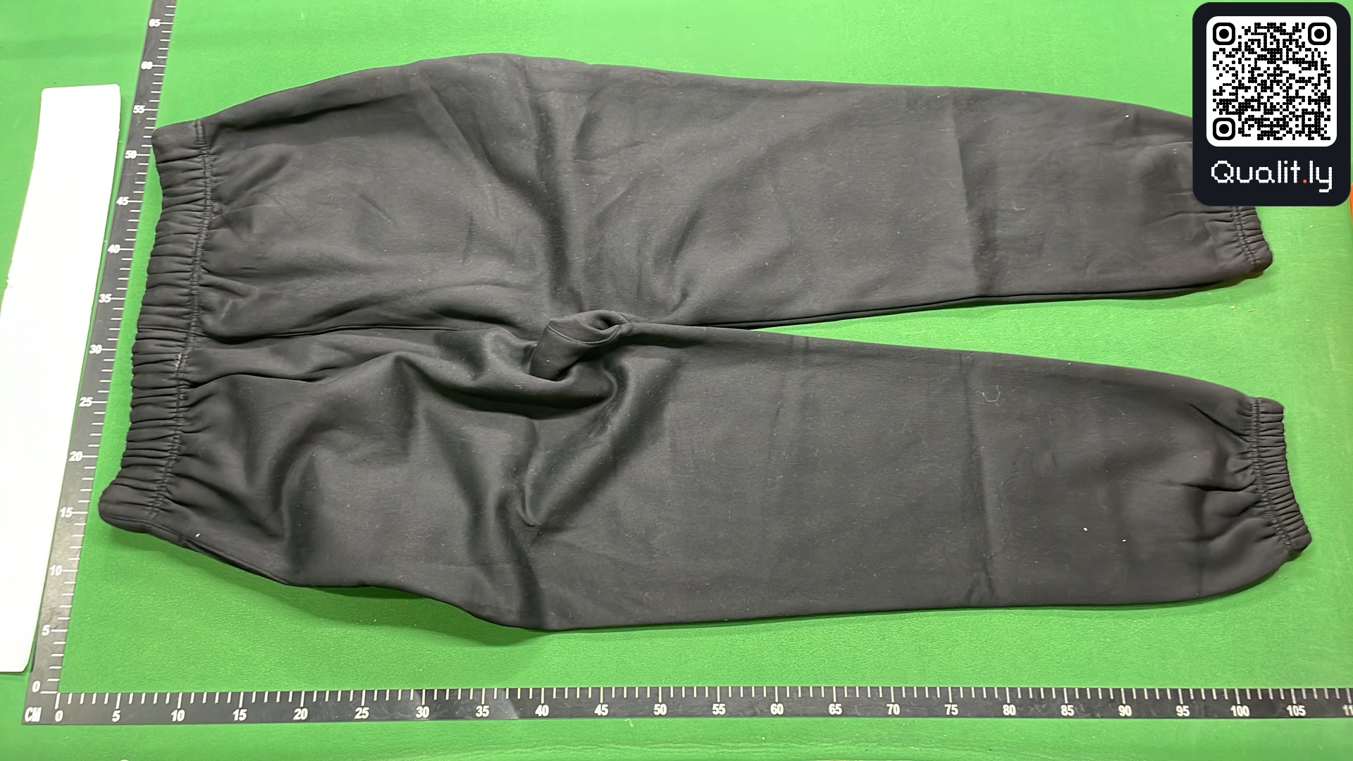 长裤 QC 照片 3 / 18