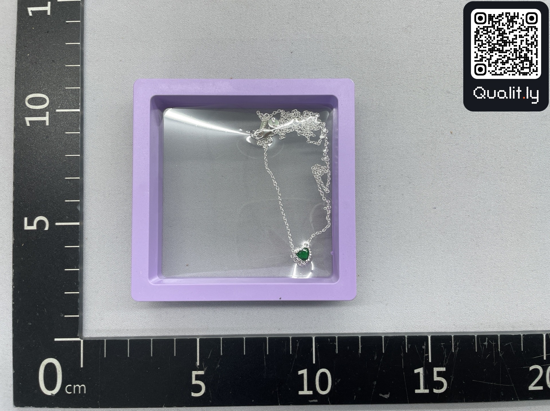 Schmuck — QC-Foto 1 von 12