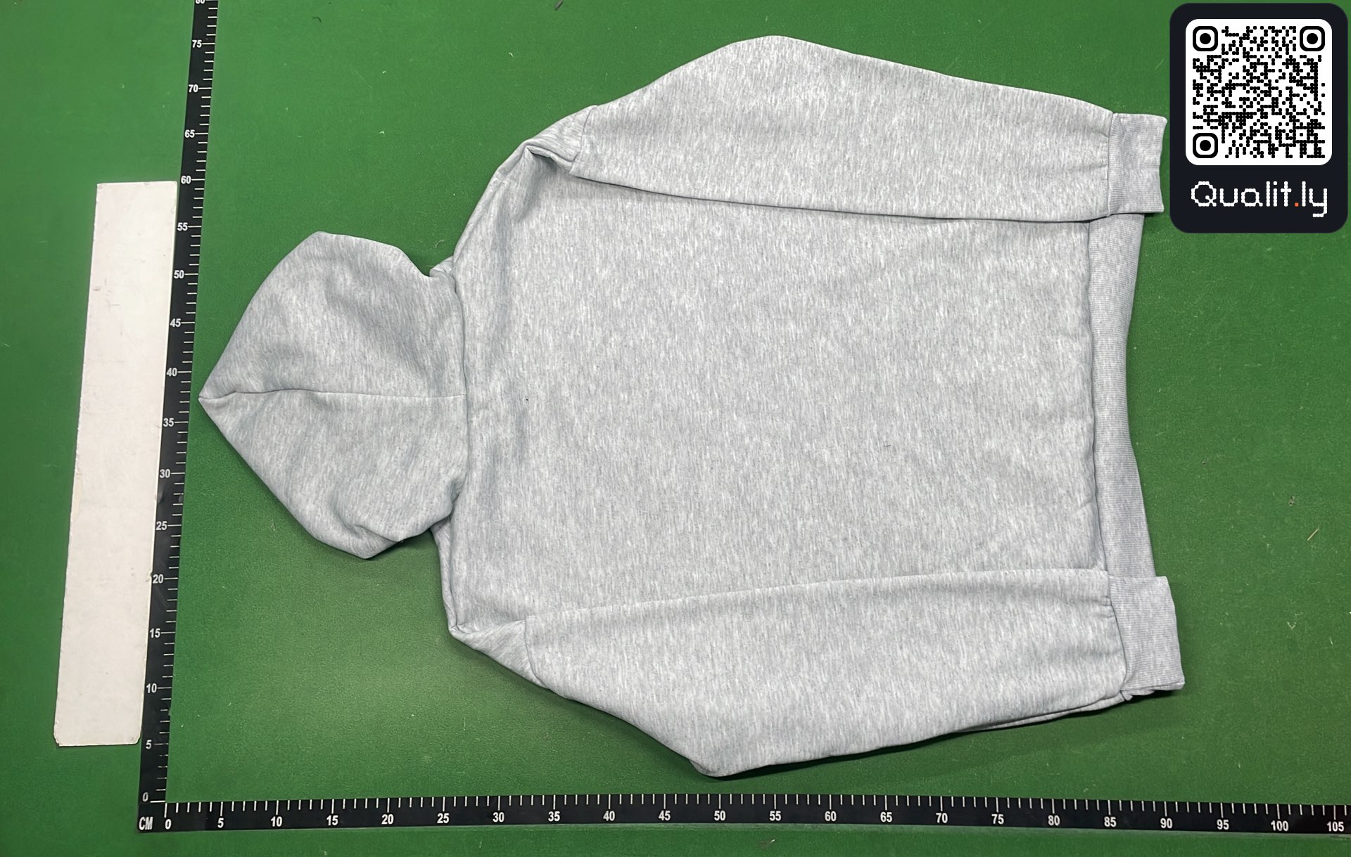 Camisola com capuz — foto QC 3 de 75