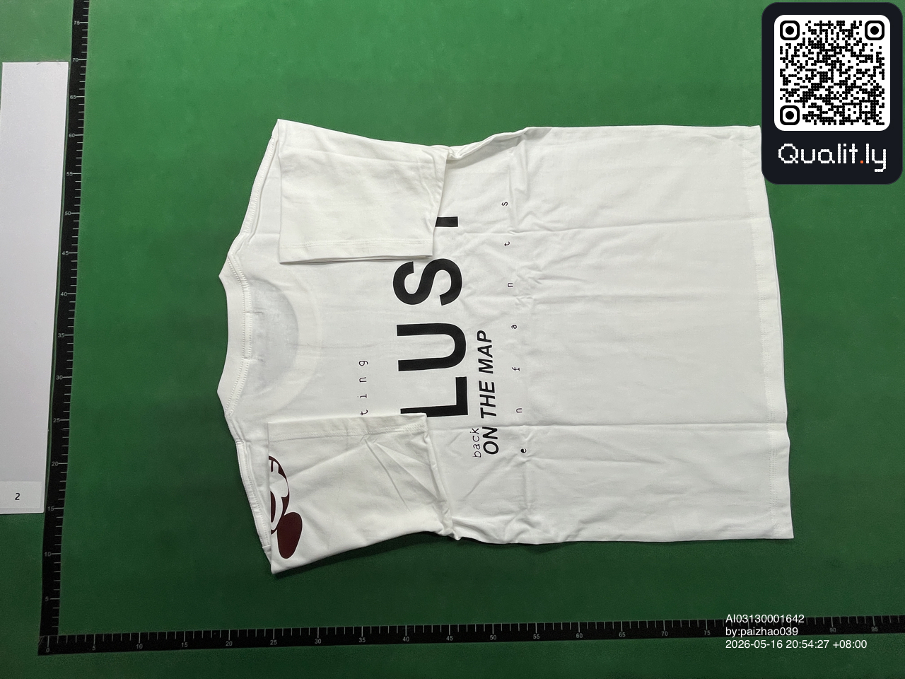 T-Shirt — QC-Foto 3 von 94