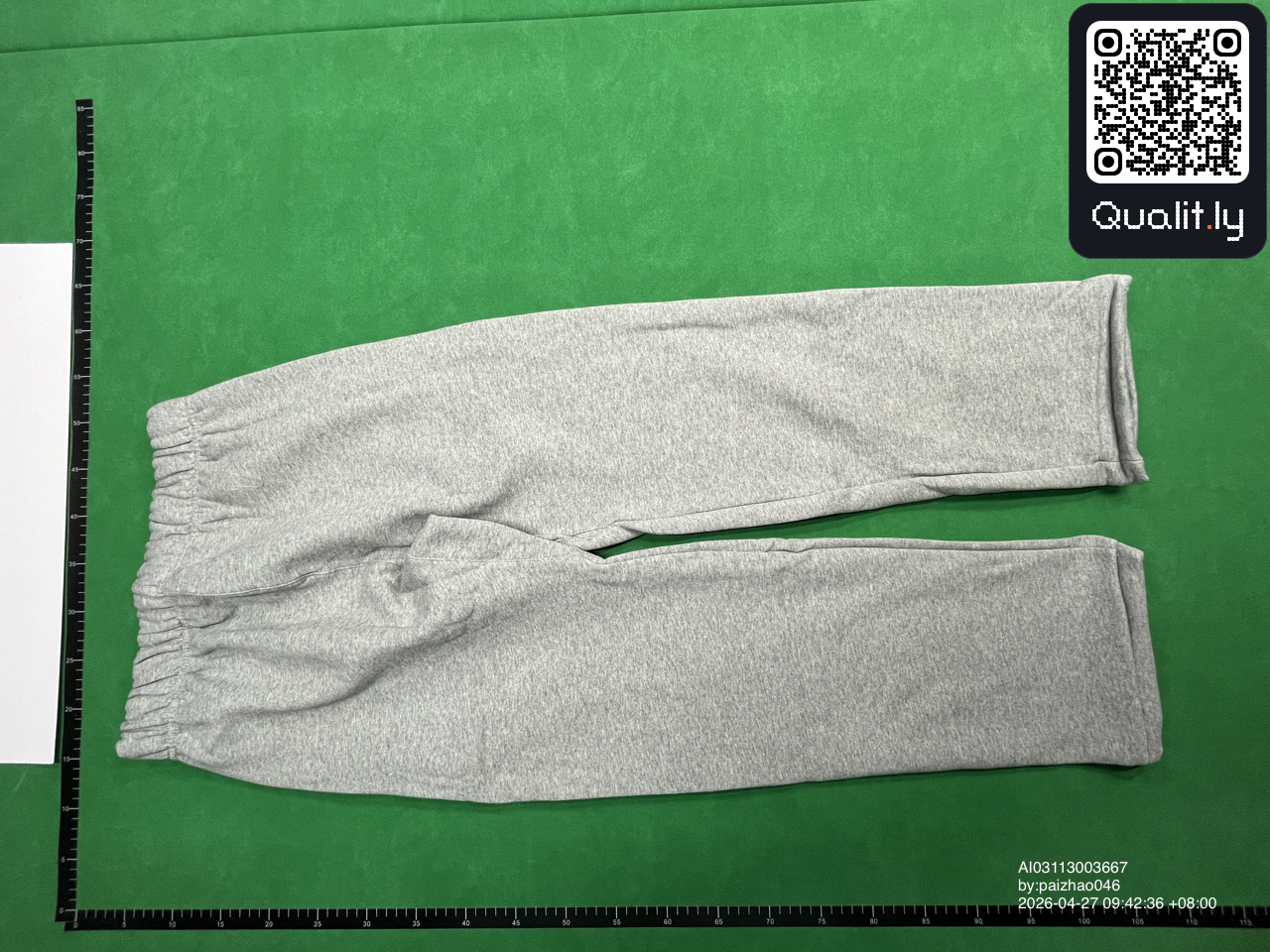 Sweatshirt — QC-foto 2 av 90