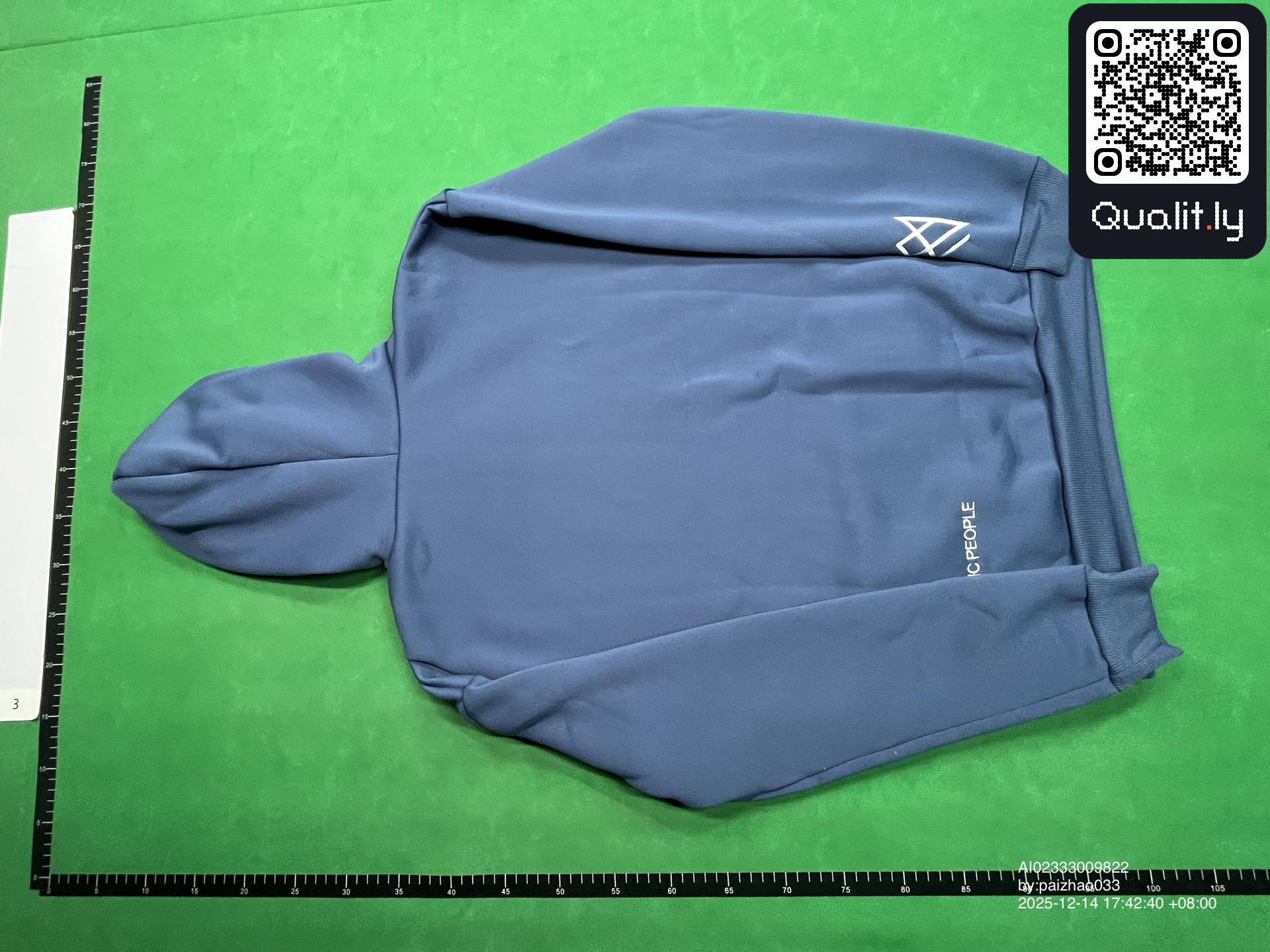 Hoodie — QC-foto 2 van 4