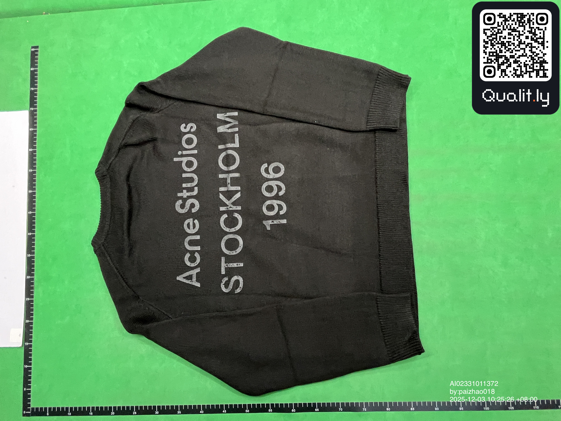 Sweter — zdjęcie QC 2 z 4
