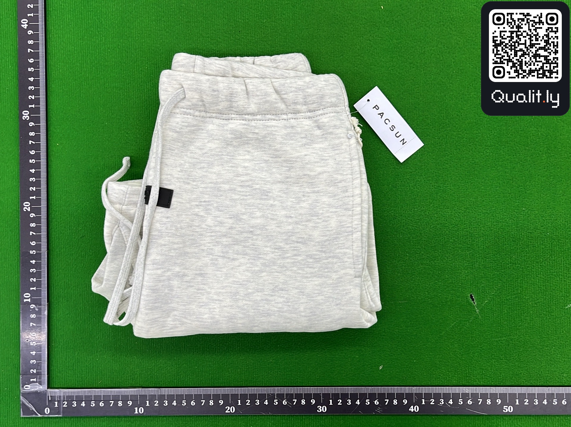 Pantaloni scurți — fotografie QC 1 din 117