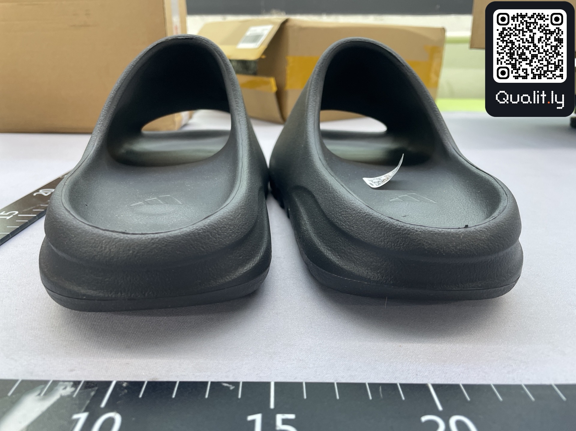 Foto QC 3 de 39