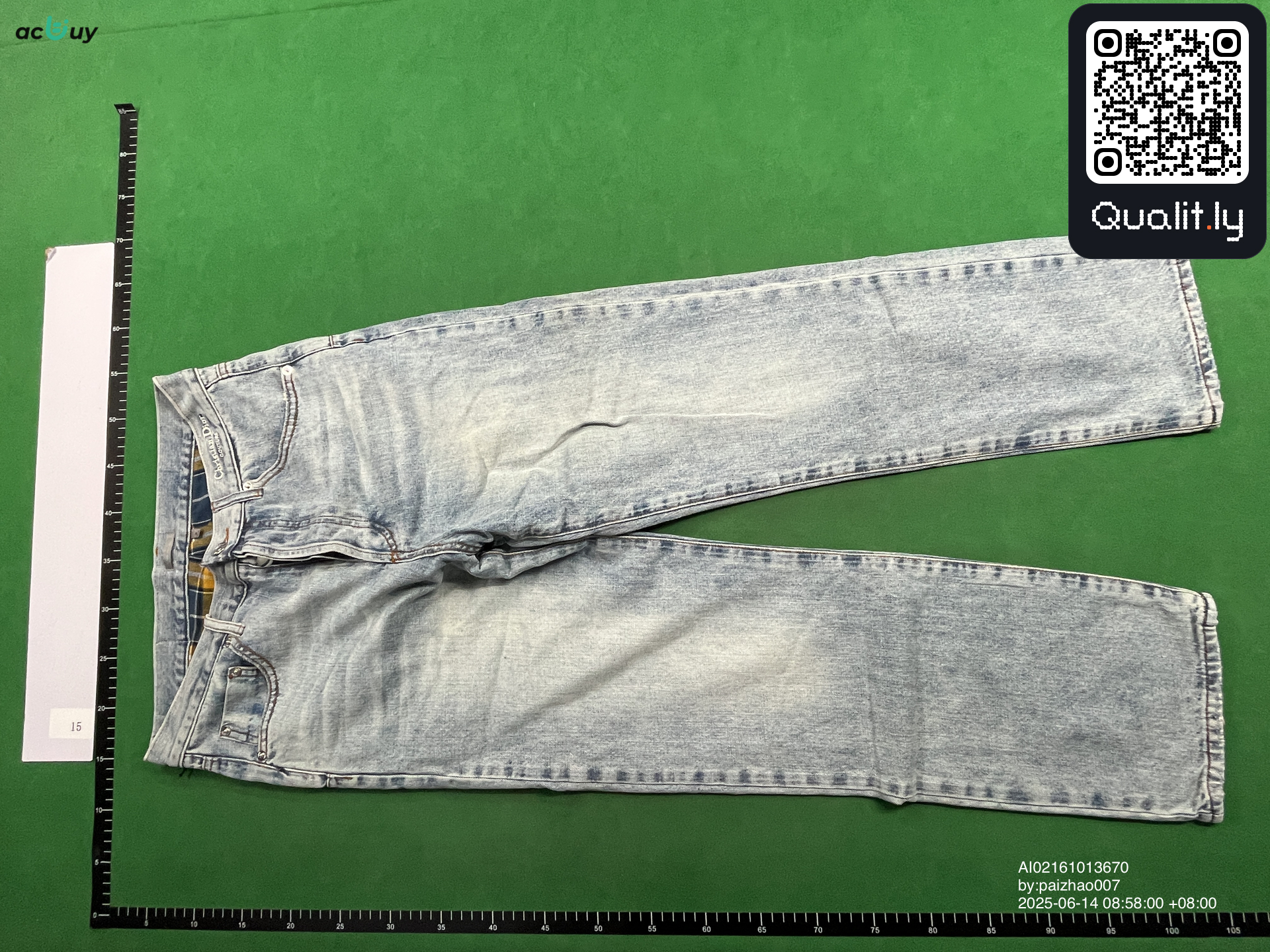 Pantaloni — foto QC 3 di 8