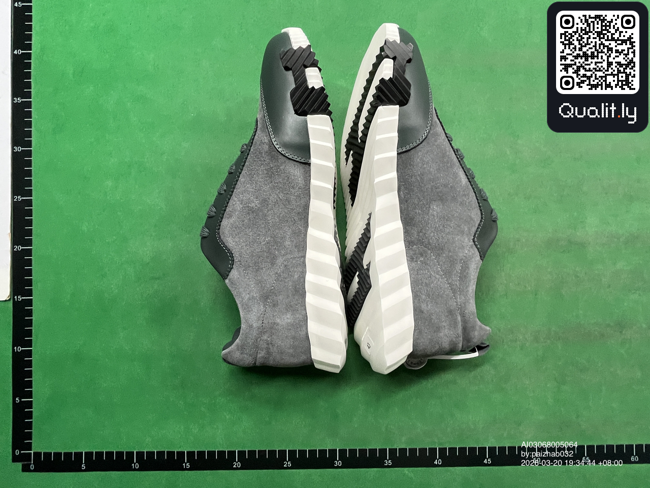 球鞋 QC 照片 3 / 6