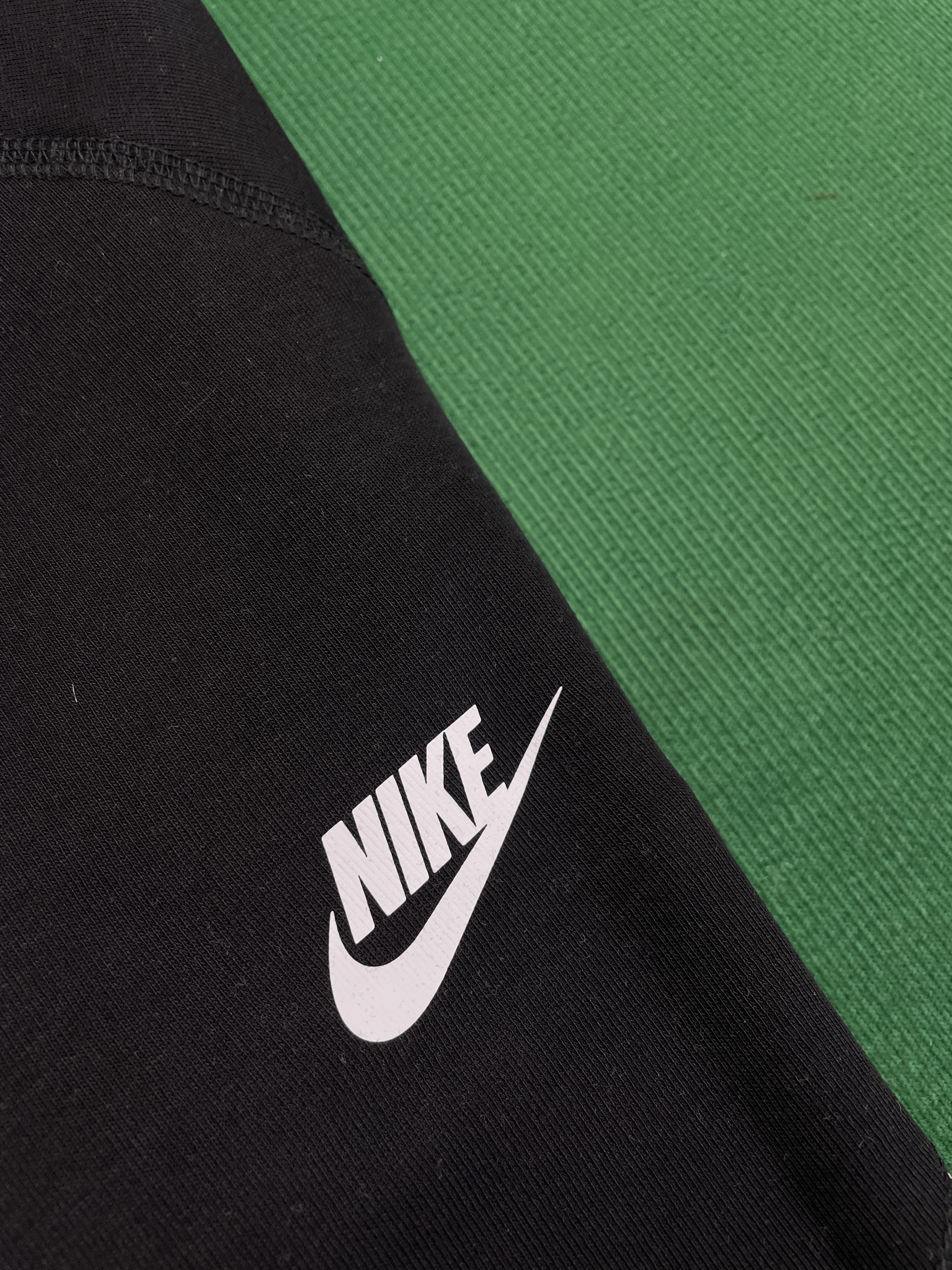 Hoodie — QC-foto 1 av 83