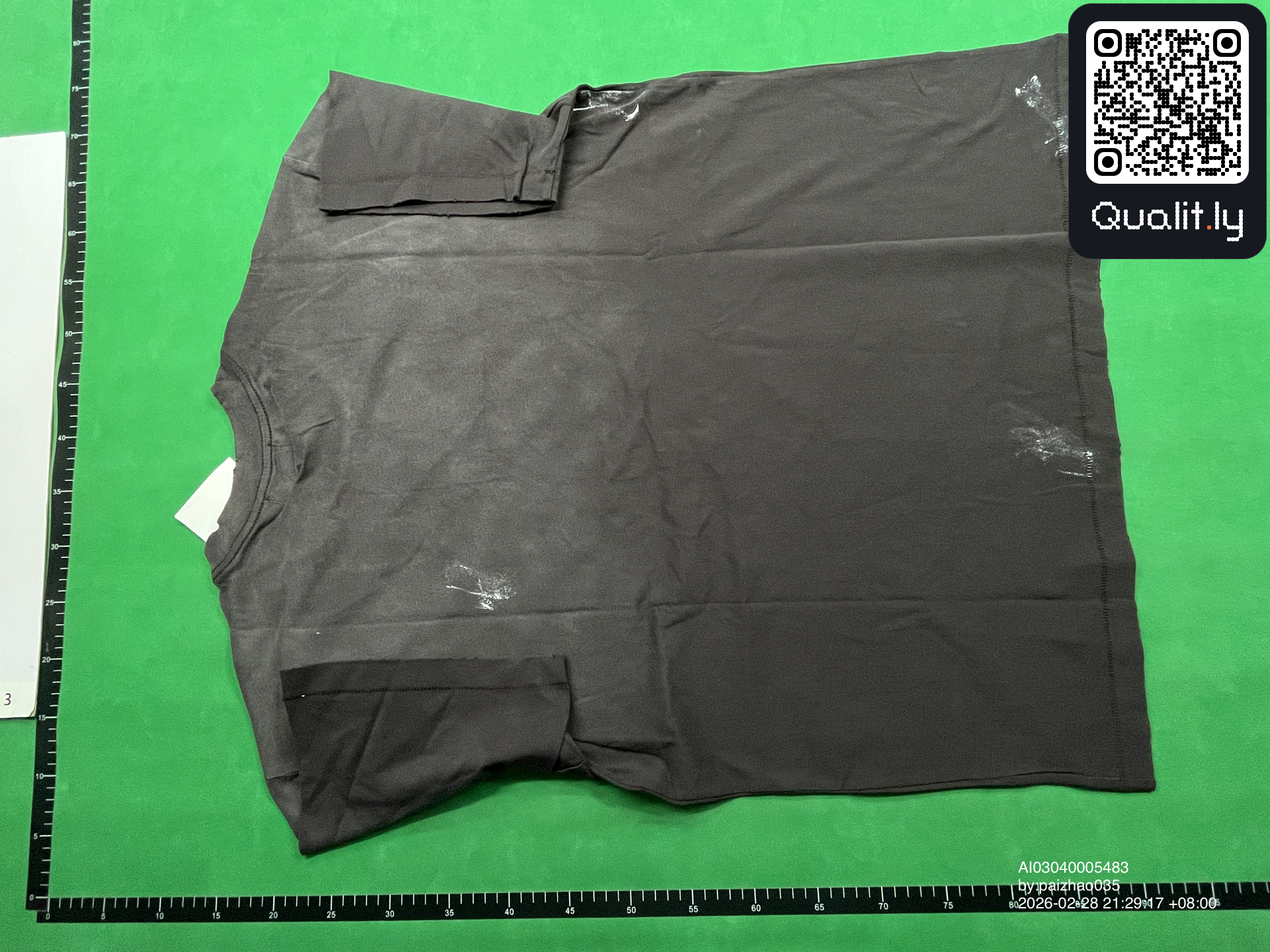 Sweatshirt QC photo 2 of 4