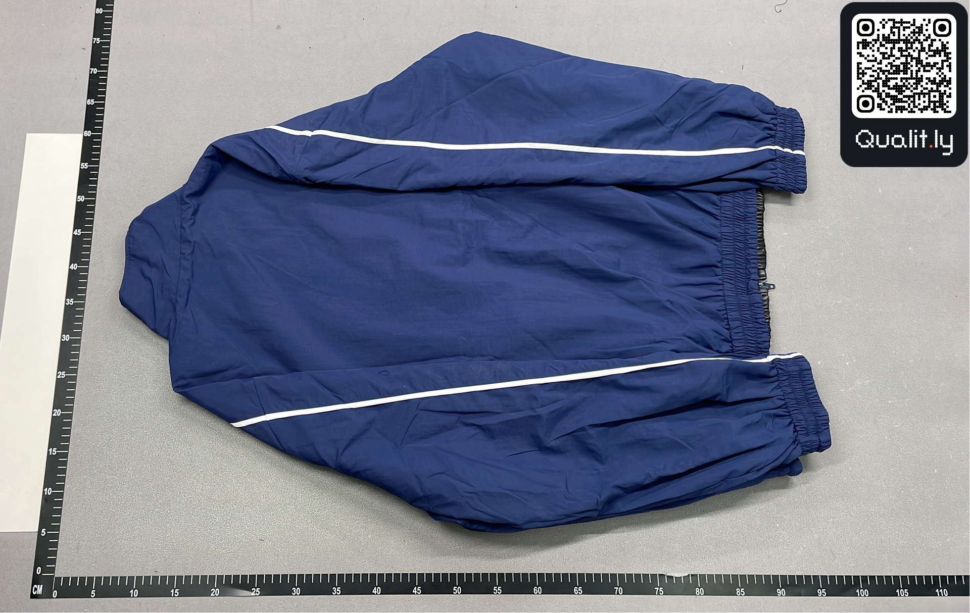 夹克 QC 照片 3 / 4