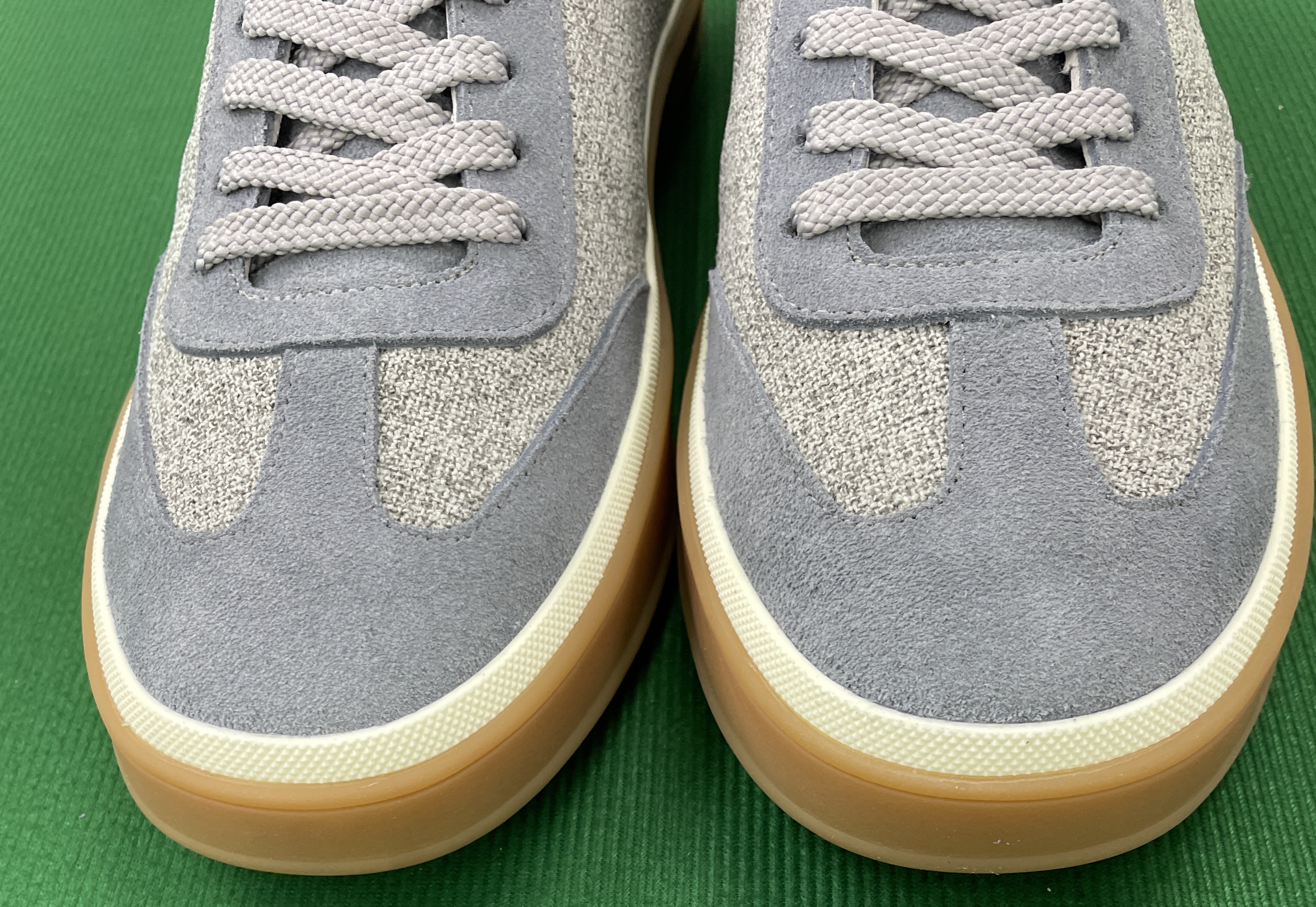 Sneakers — QC-foto 3 van 17
