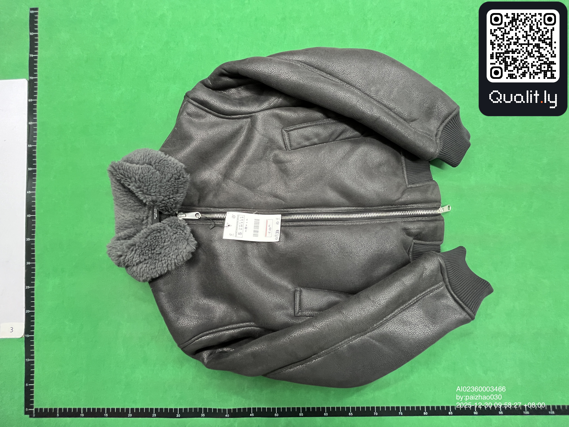 Jacket QC photo 3 of 4
