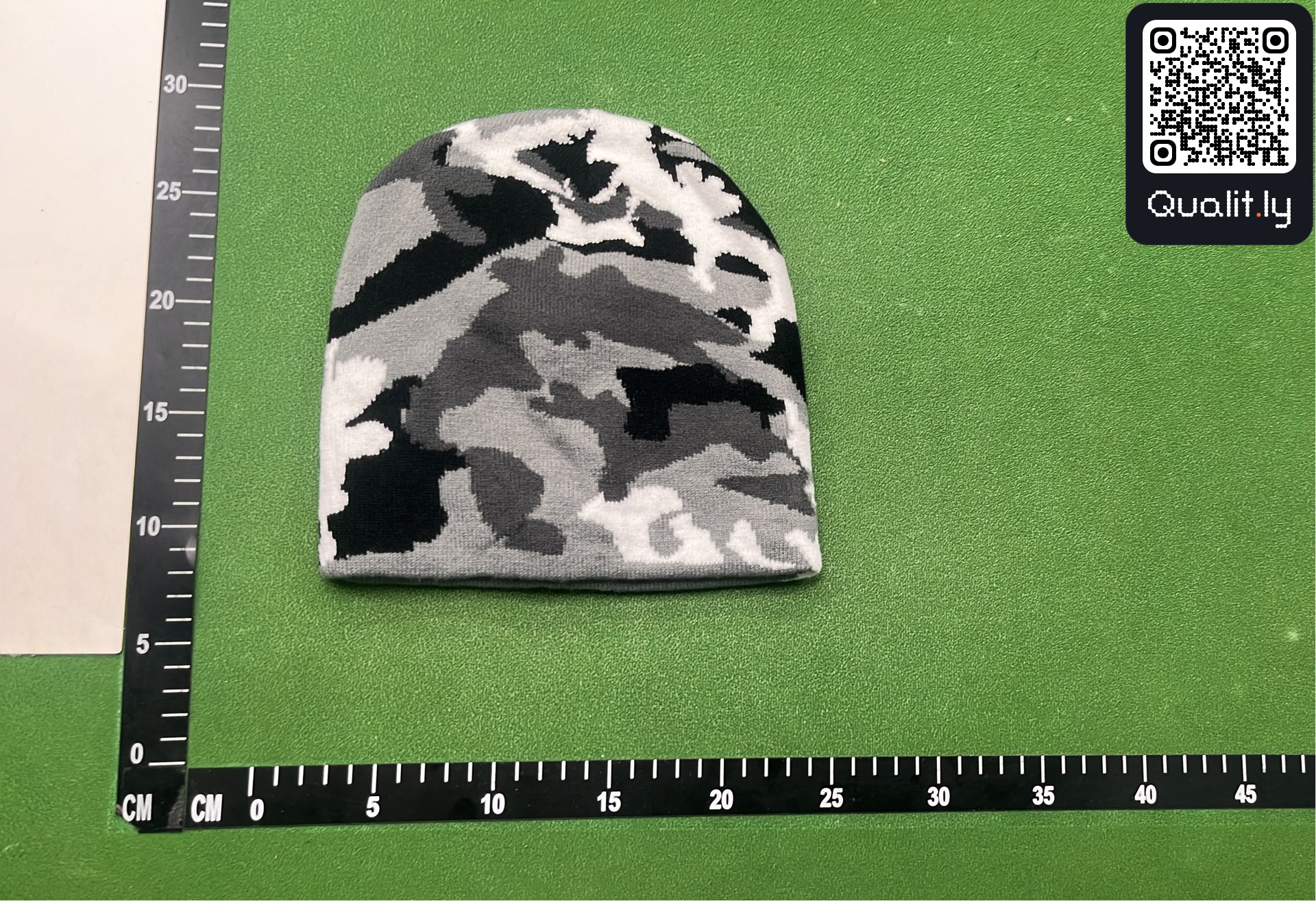 Bonnet — photo QC 1 sur 12