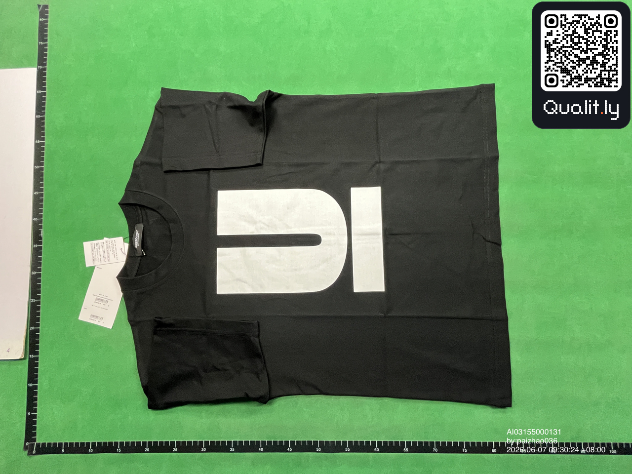 Camiseta — foto QC 3 de 10
