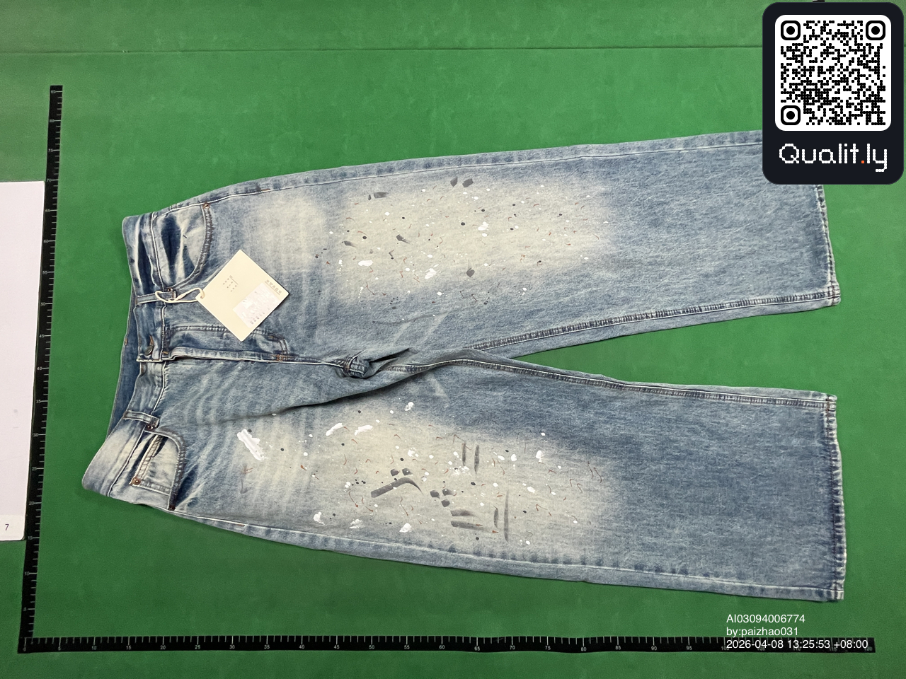 Jeans — QC-foto 3 av 26
