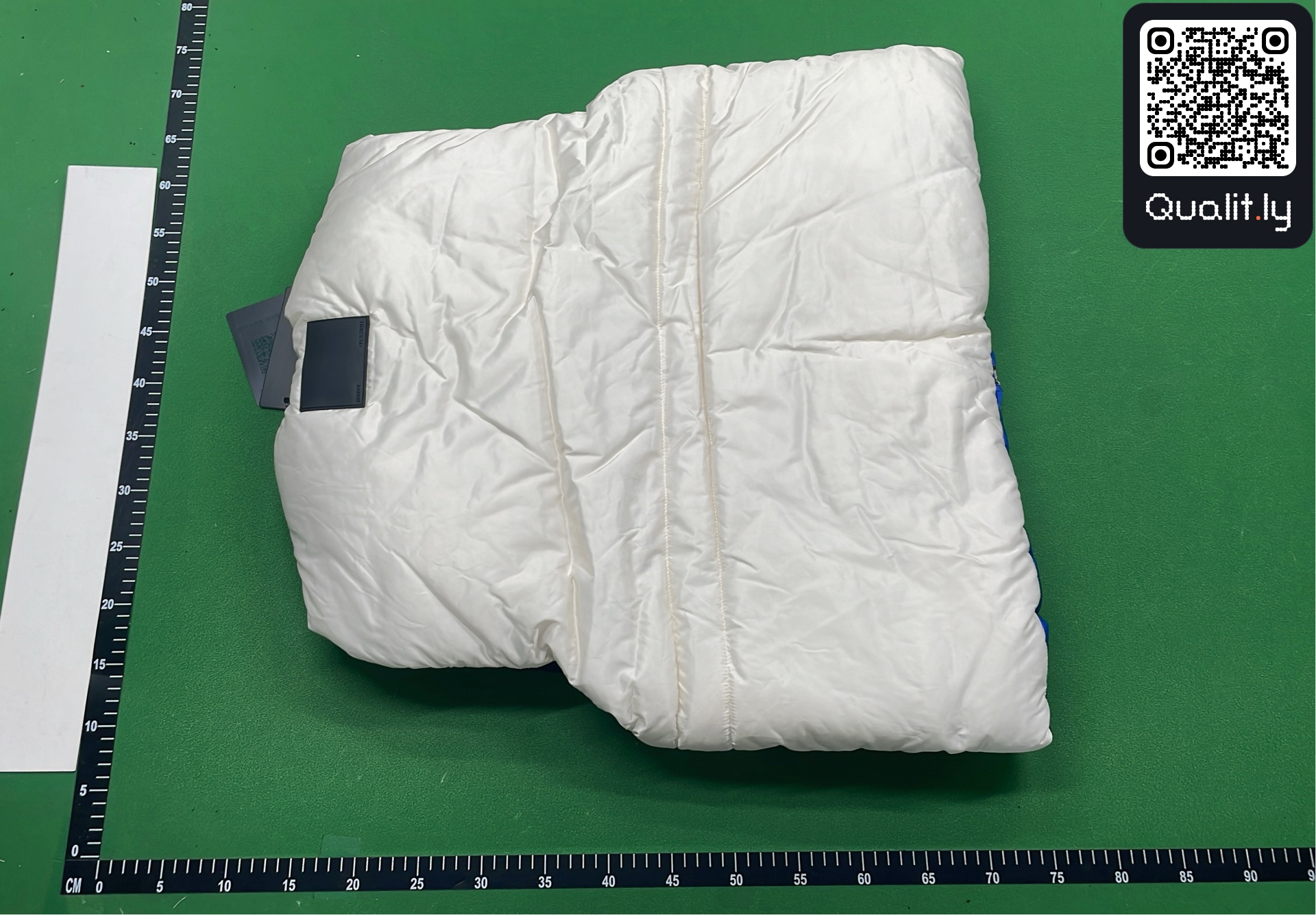 Jacket QC photo 3 of 34