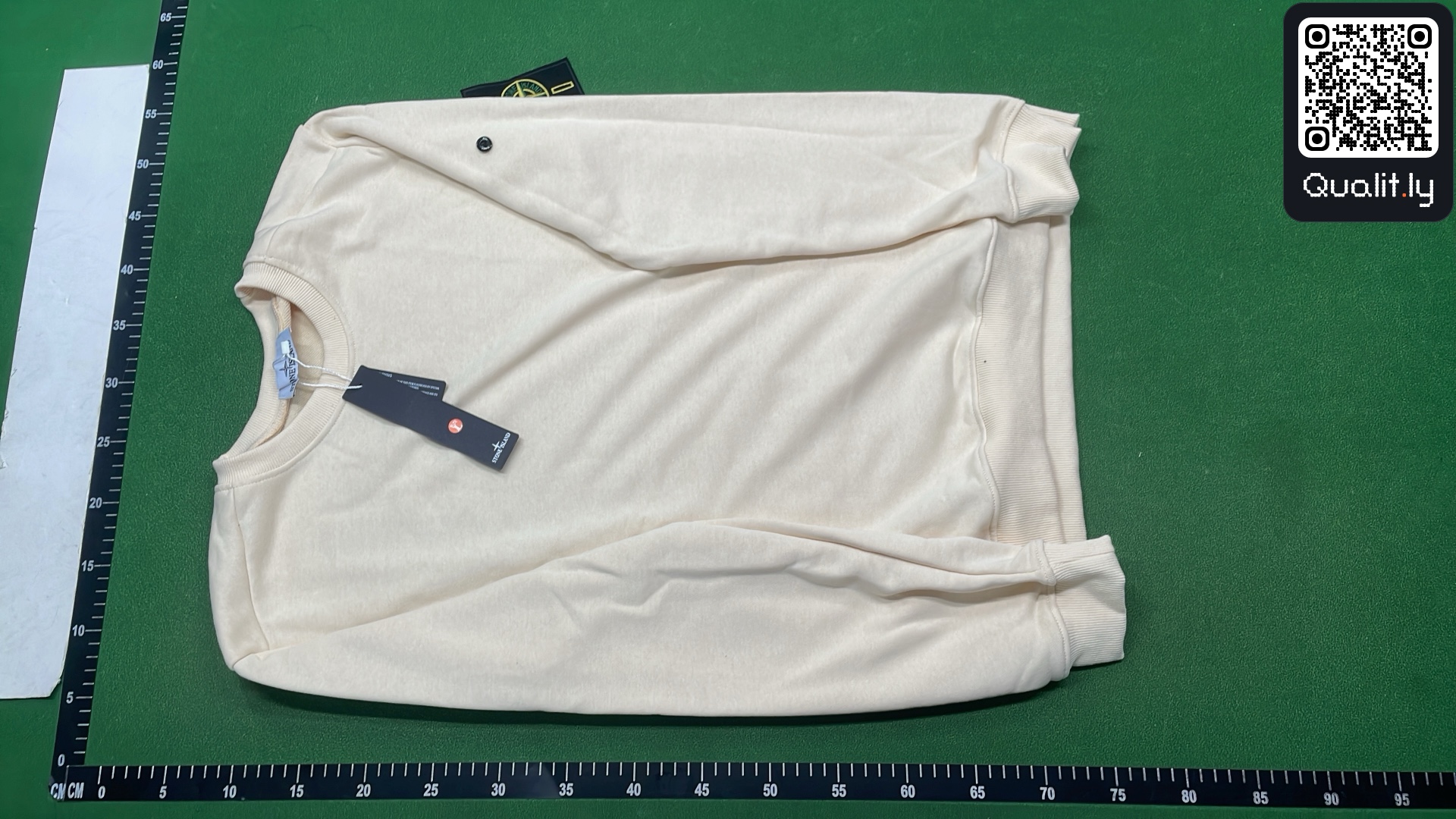 毛衣 QC 照片 2 / 4