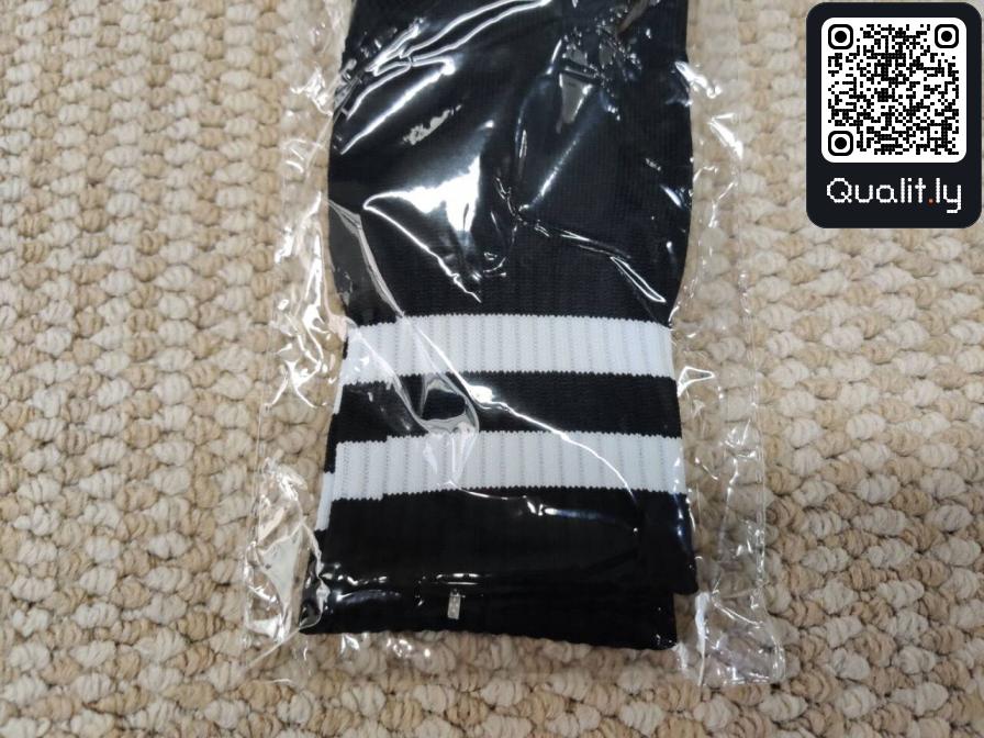 Chaussettes — photo QC 1 sur 7