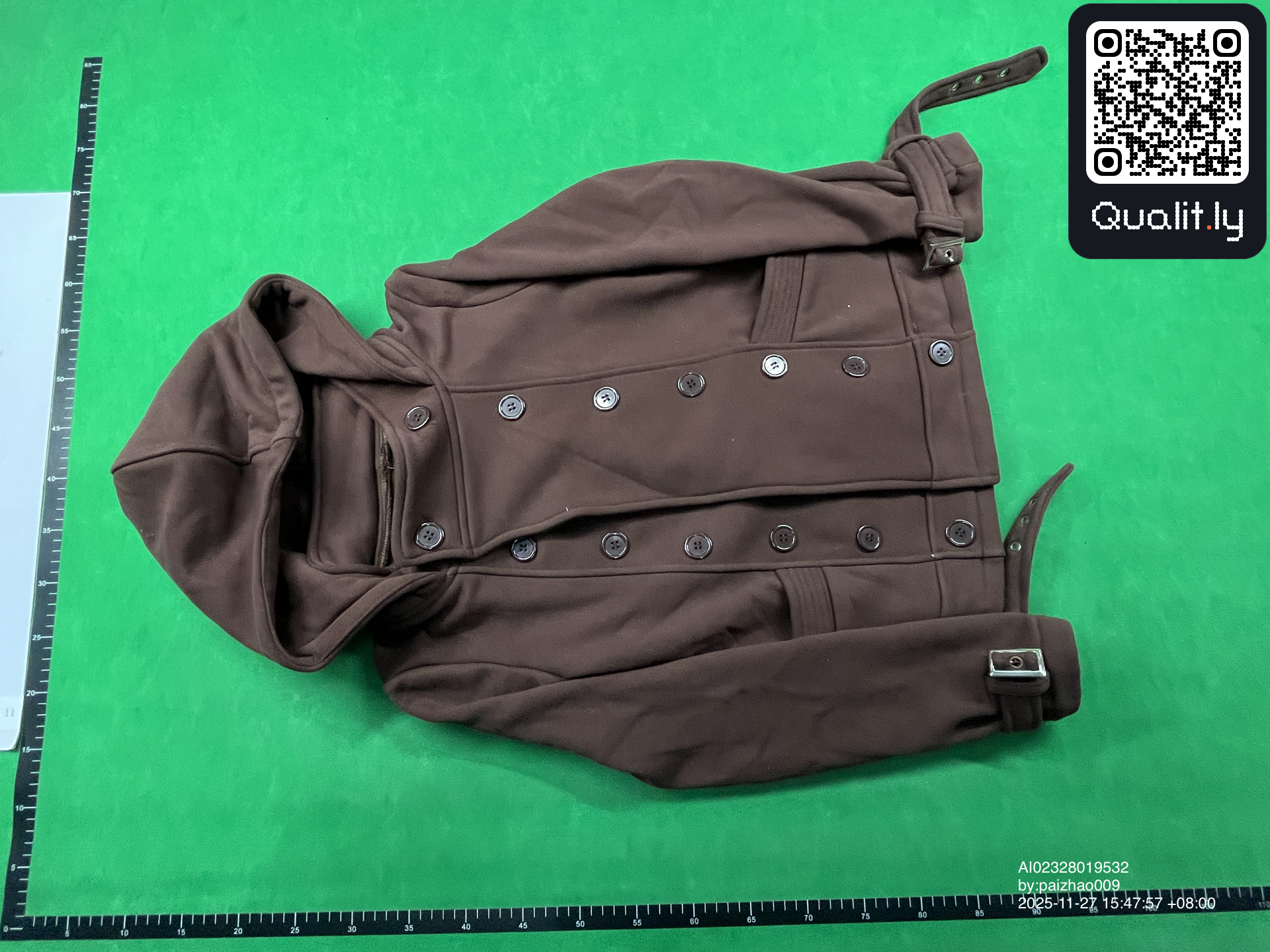 Chaqueta — foto QC 3 de 4