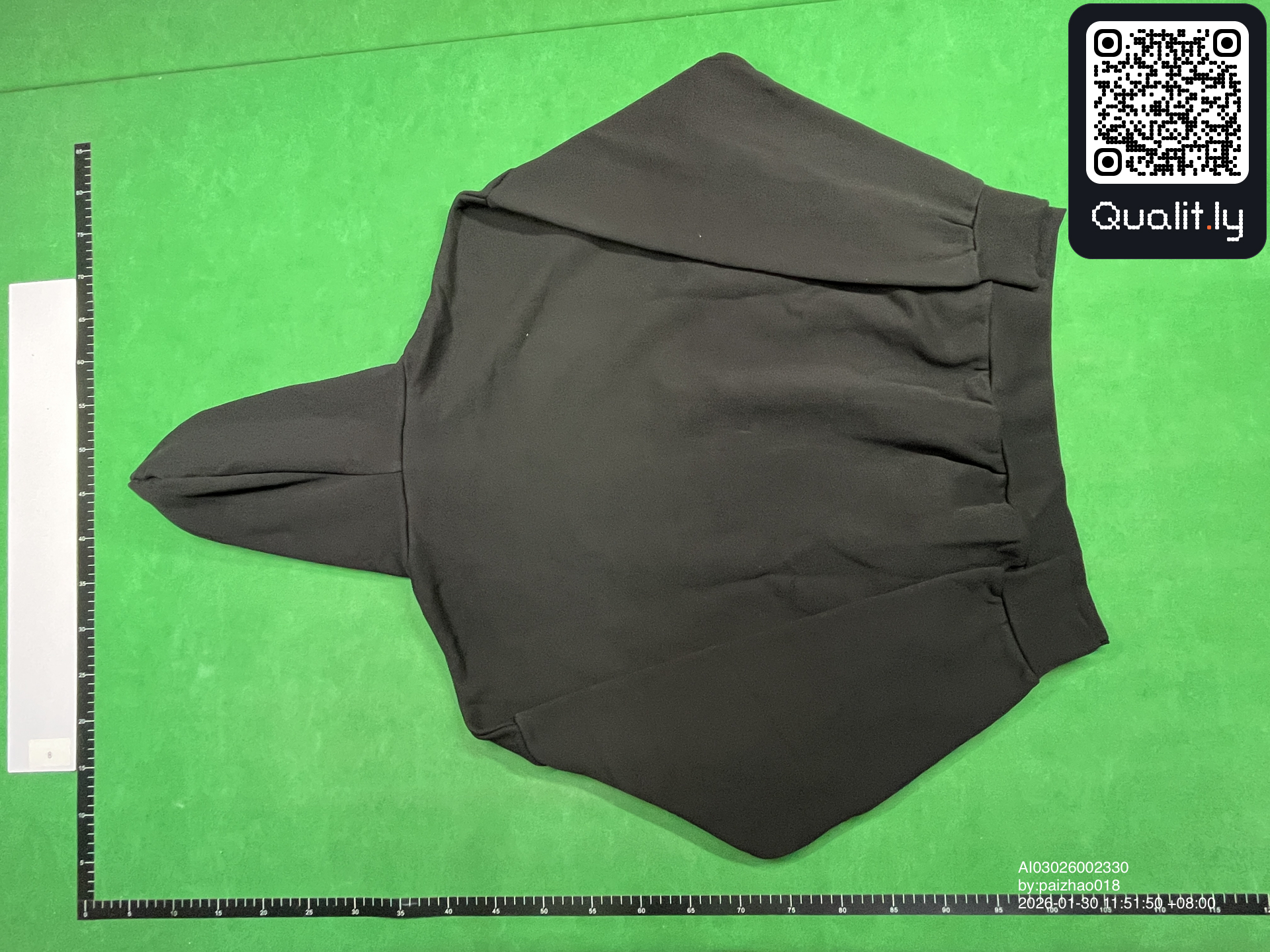 Hoodie — QC-Foto 3 von 10