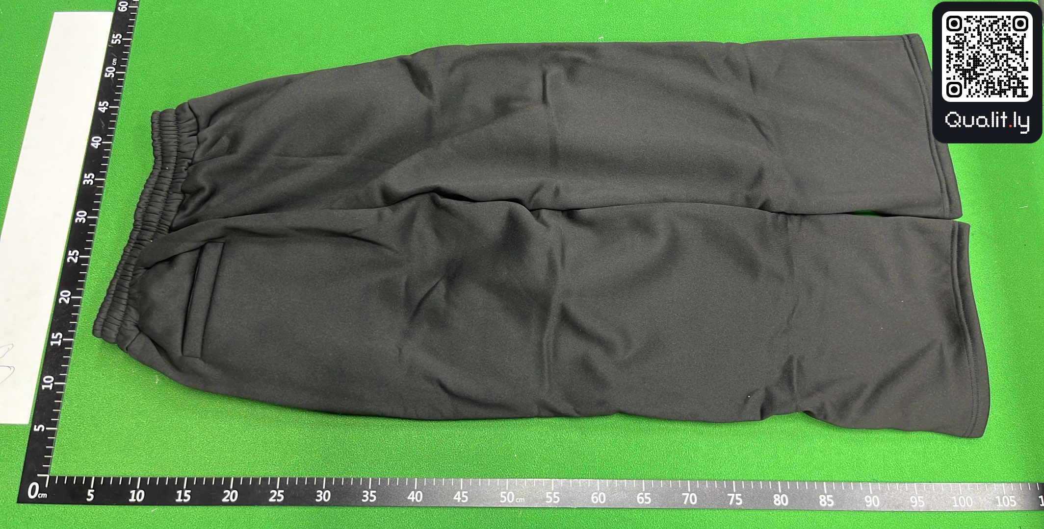 Pants QC photo 3 of 46