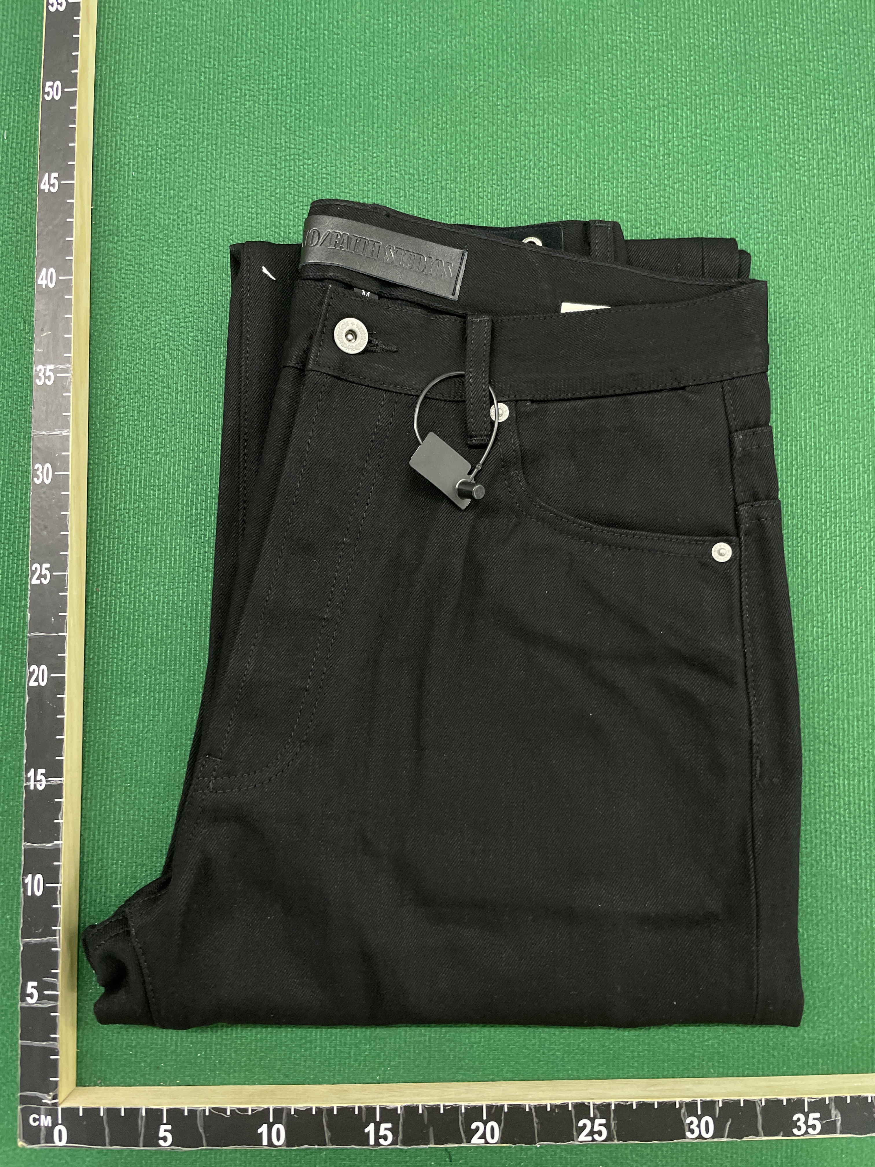 Jeans QC photo 1 of 66