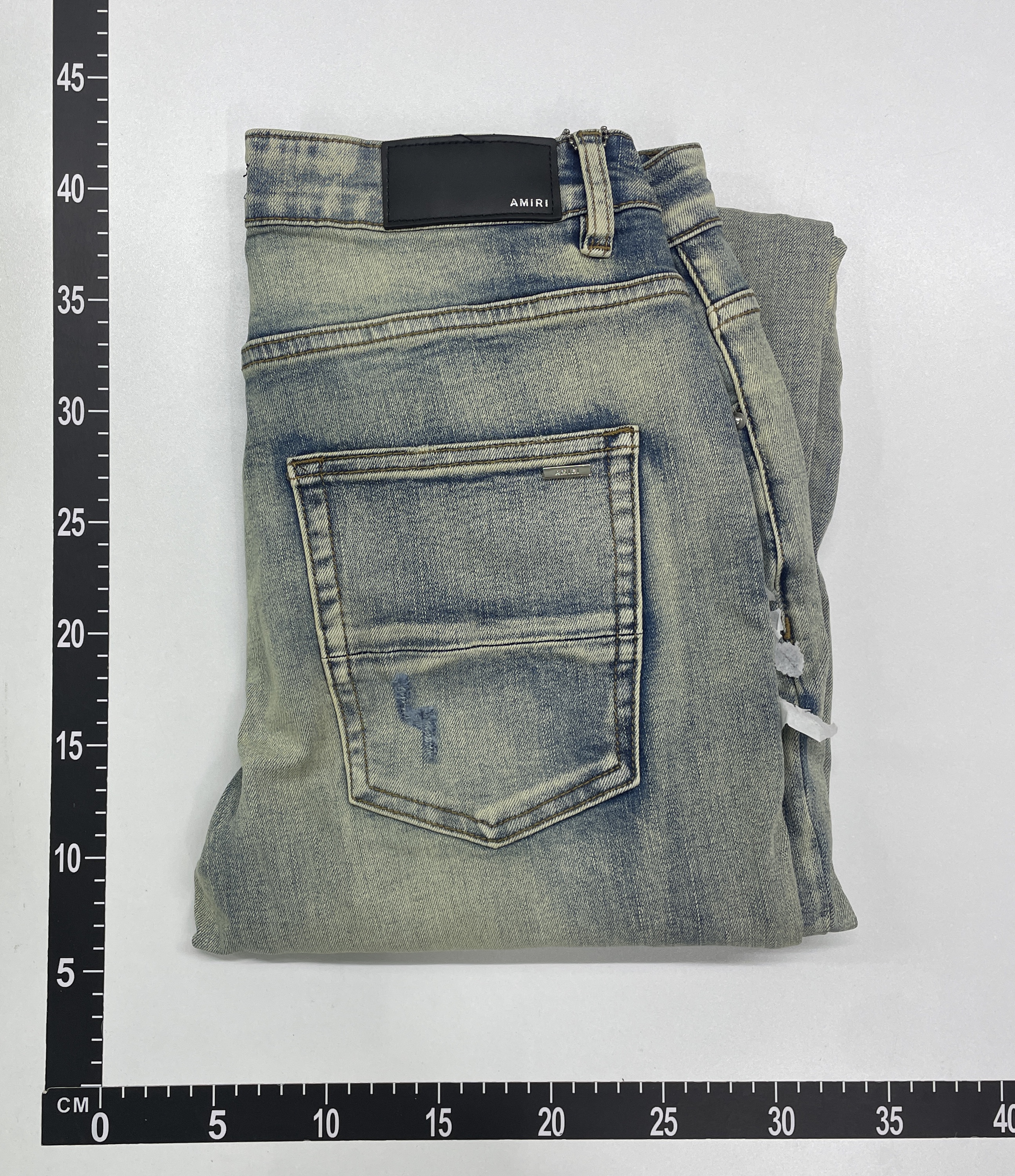 Jeans — QC-foto 1 av 80