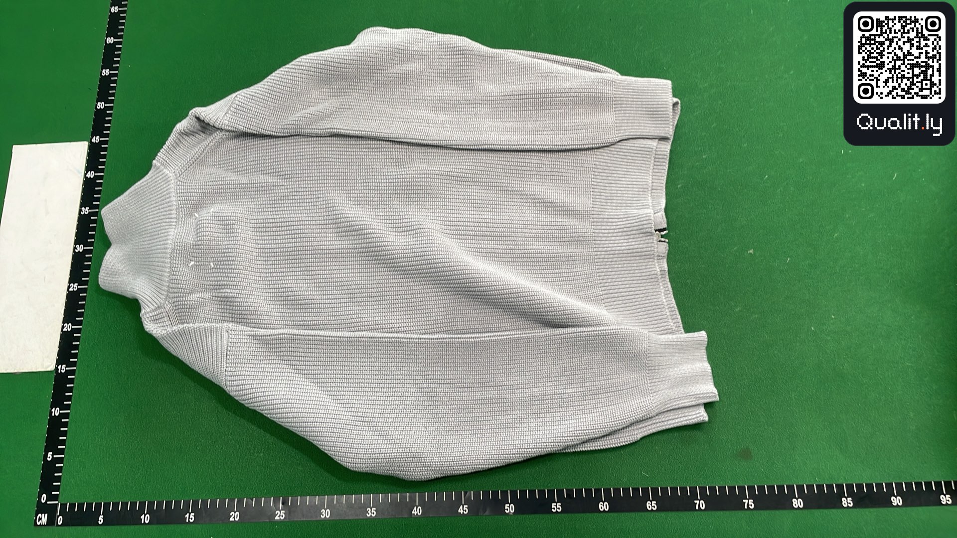 Sweater QC photo 3 of 98