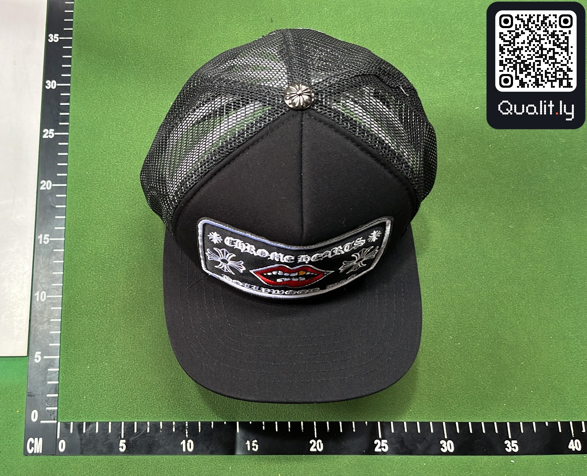 Cap QC photo 1 of 136