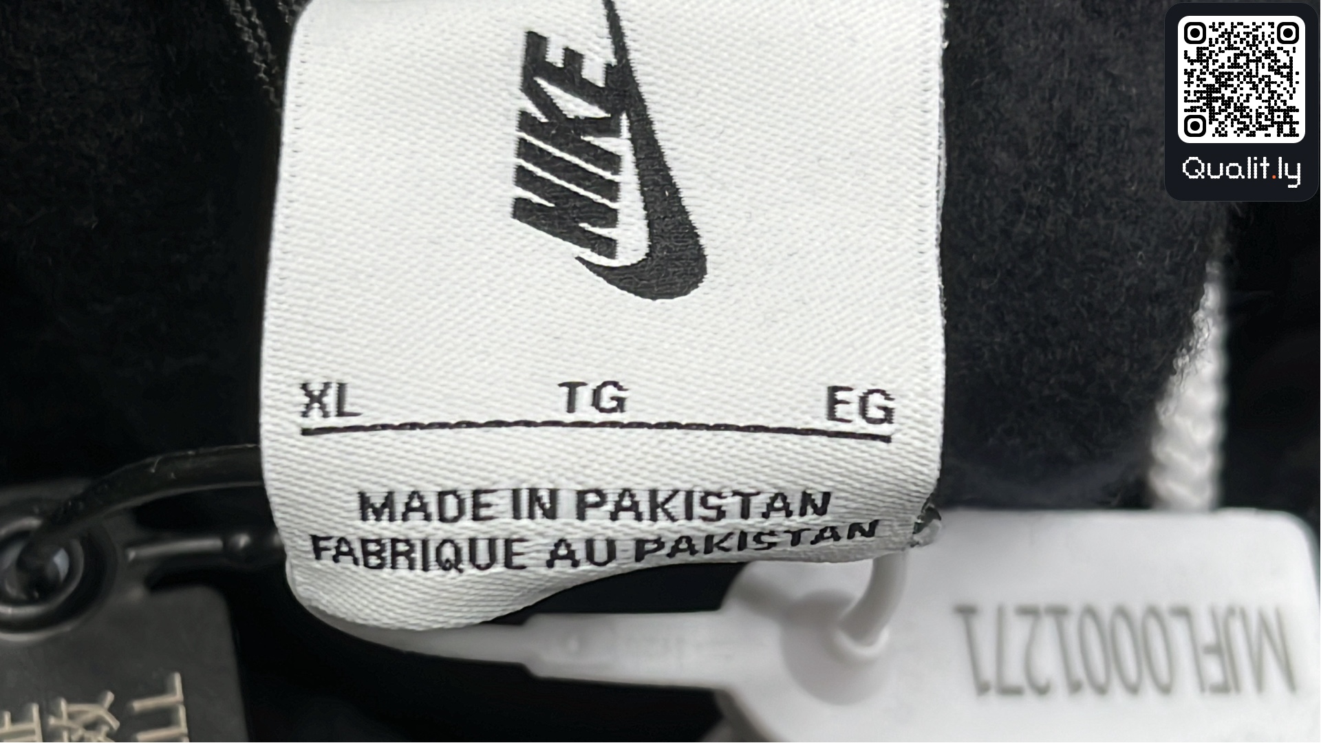 Pantaloni — fotografie QC 1 din 24