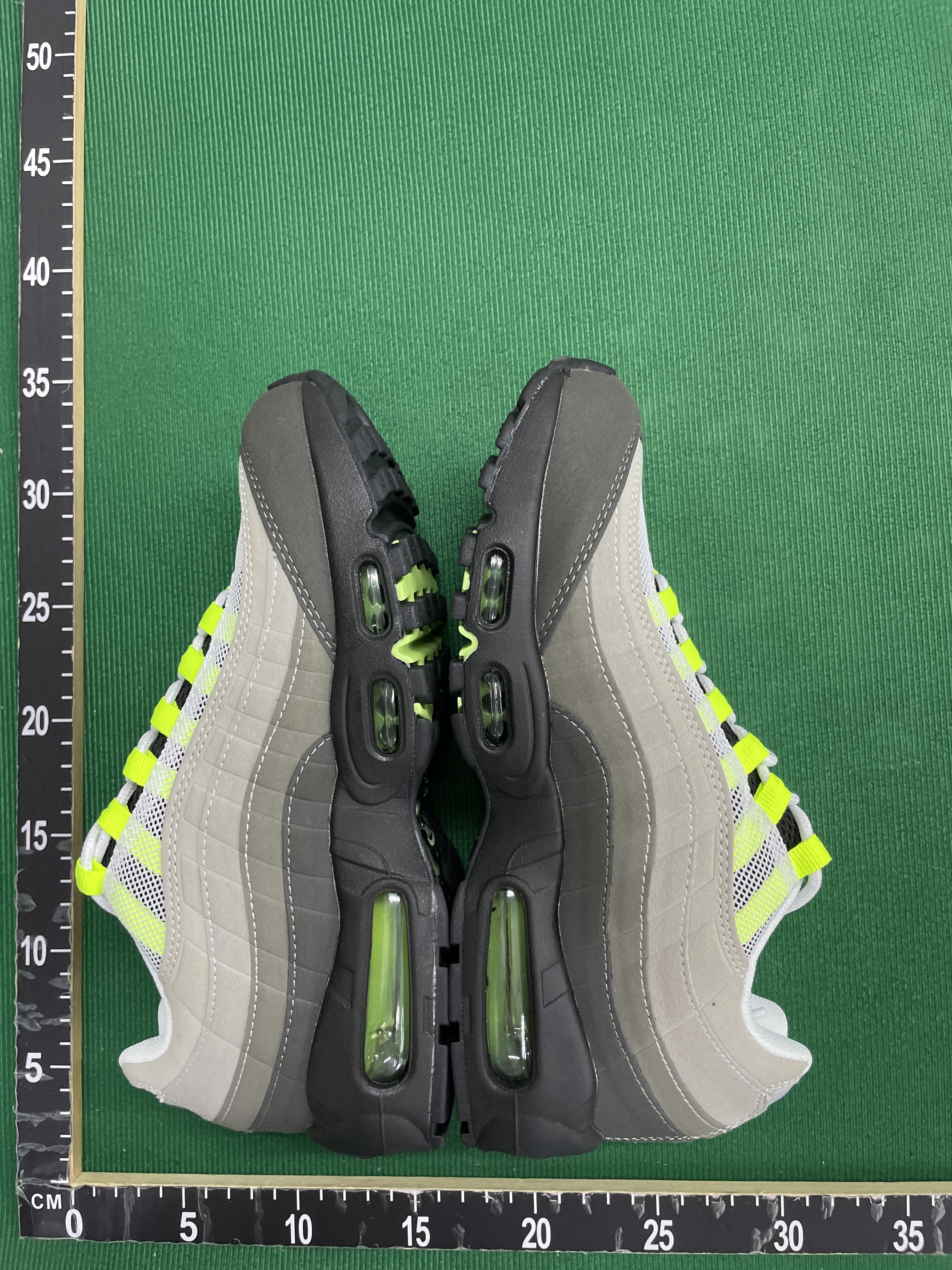 Sneakers — QC-foto 1 av 67