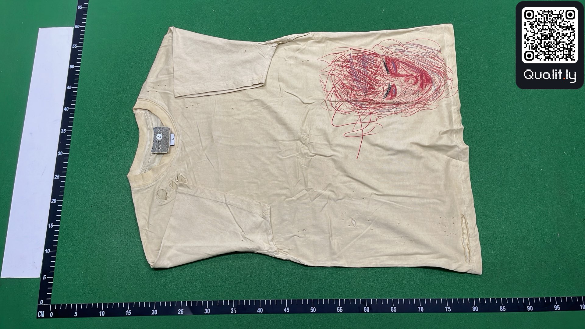 T-shirt — foto QC 2 di 4