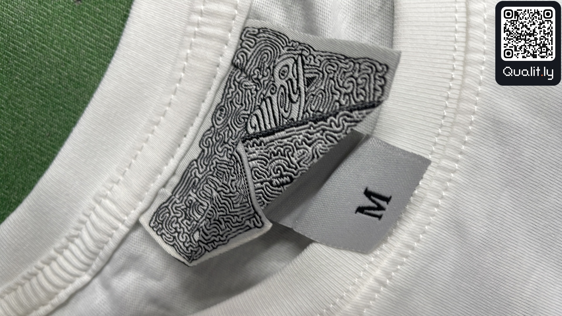 T-shirt QC photo 1 of 14