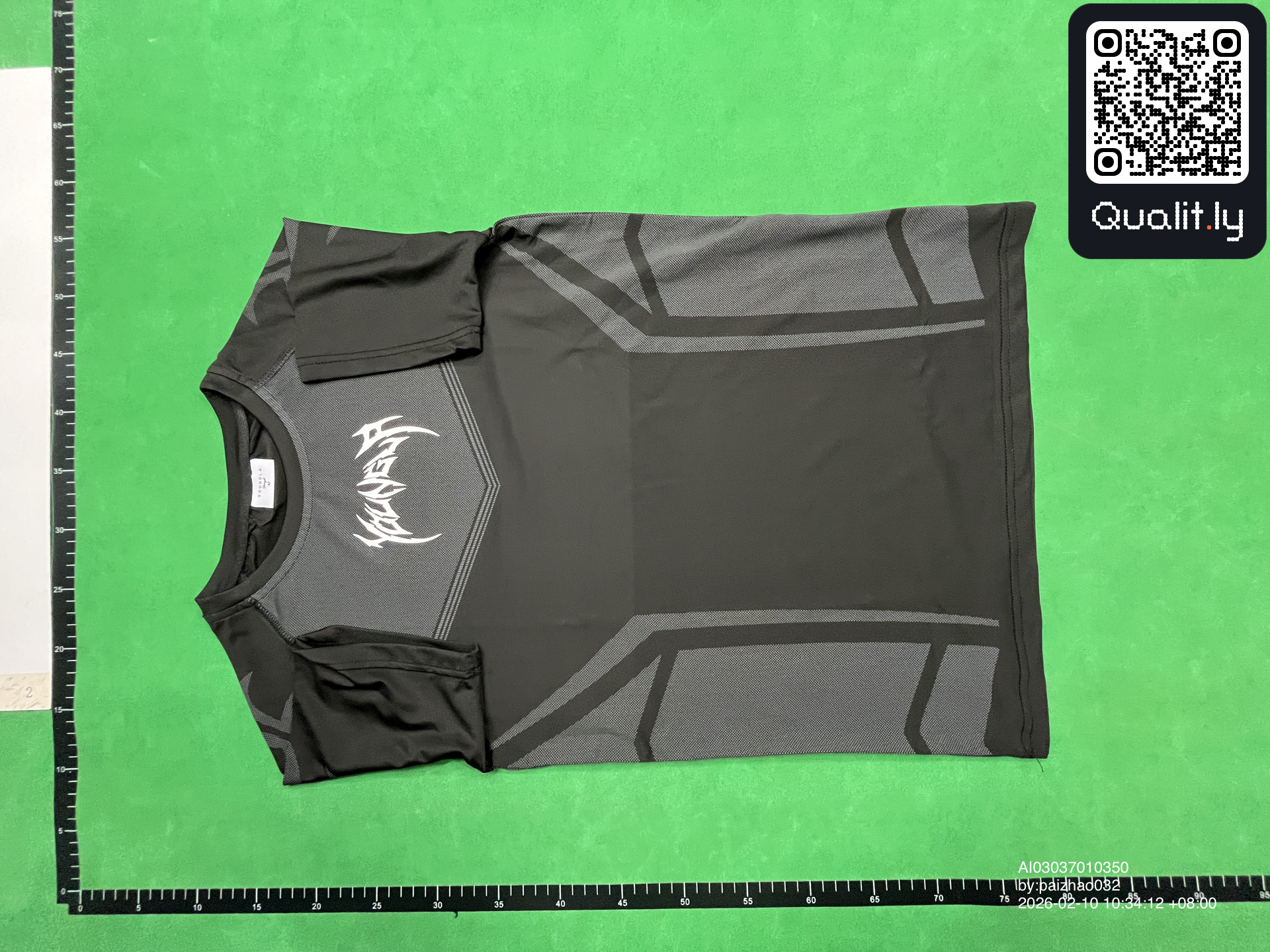 T-shirt — QC-foto 3 av 4