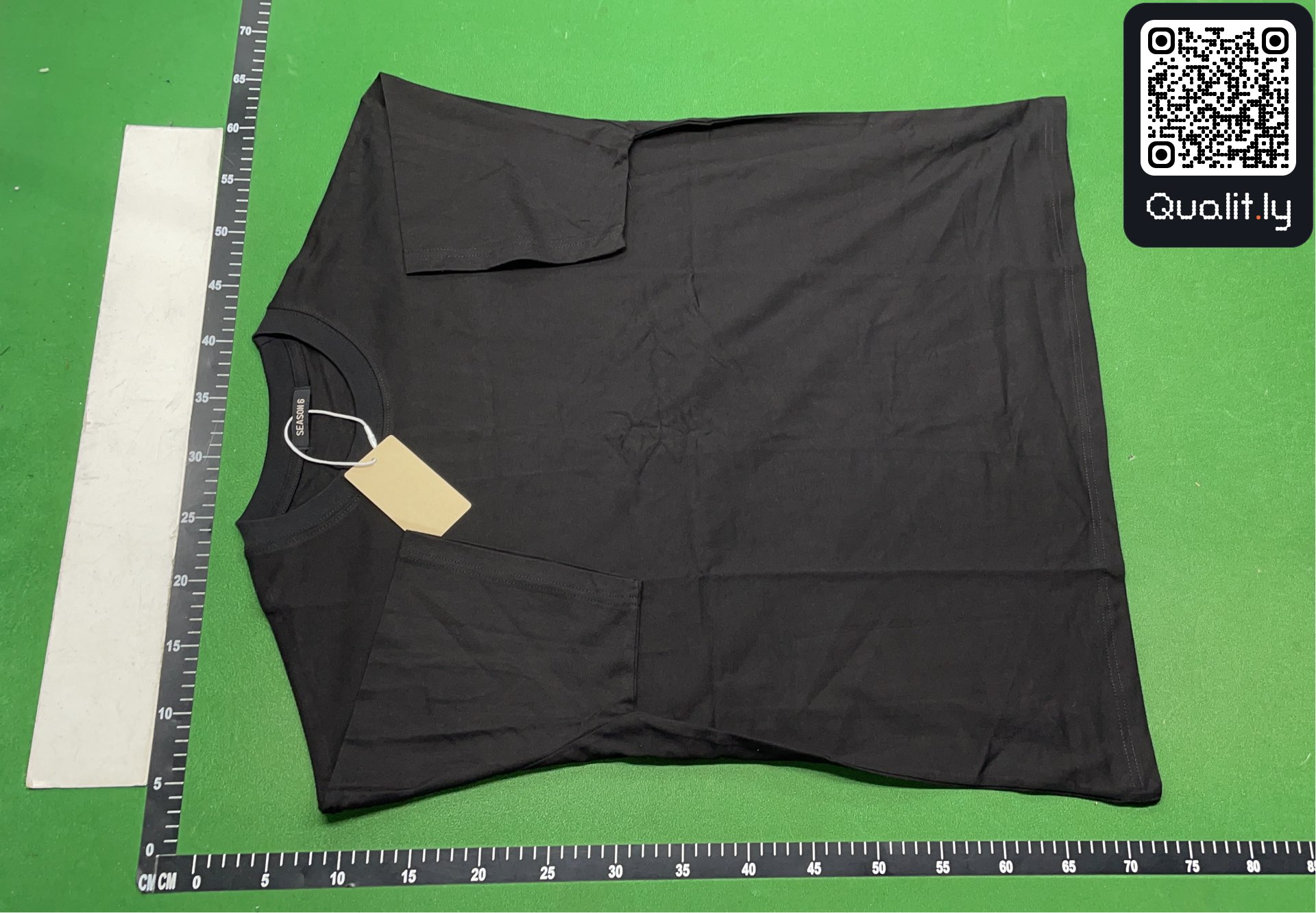T-Shirt — QC-Foto 2 von 20