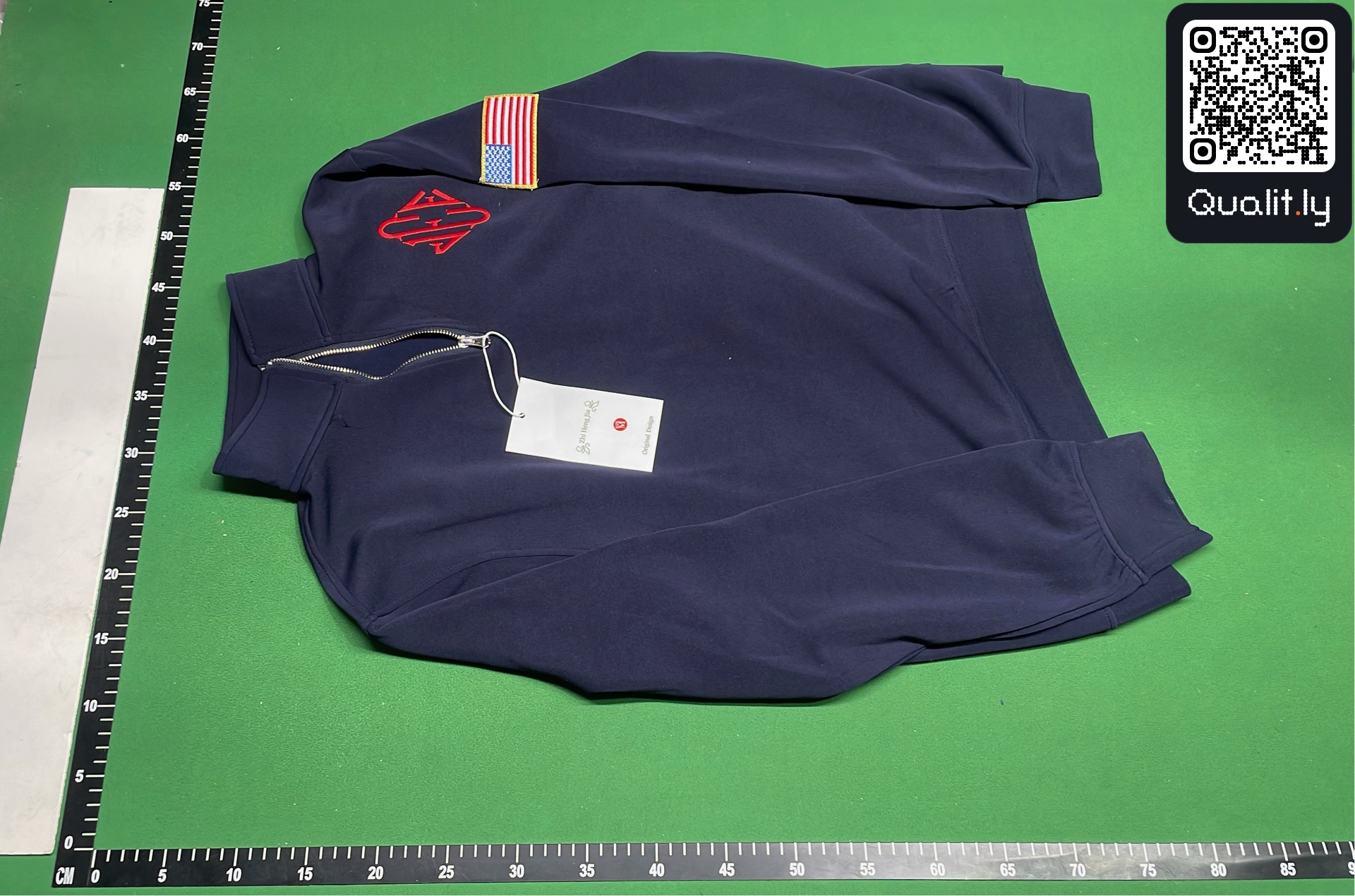 Hoodie — QC-foto 2 av 16