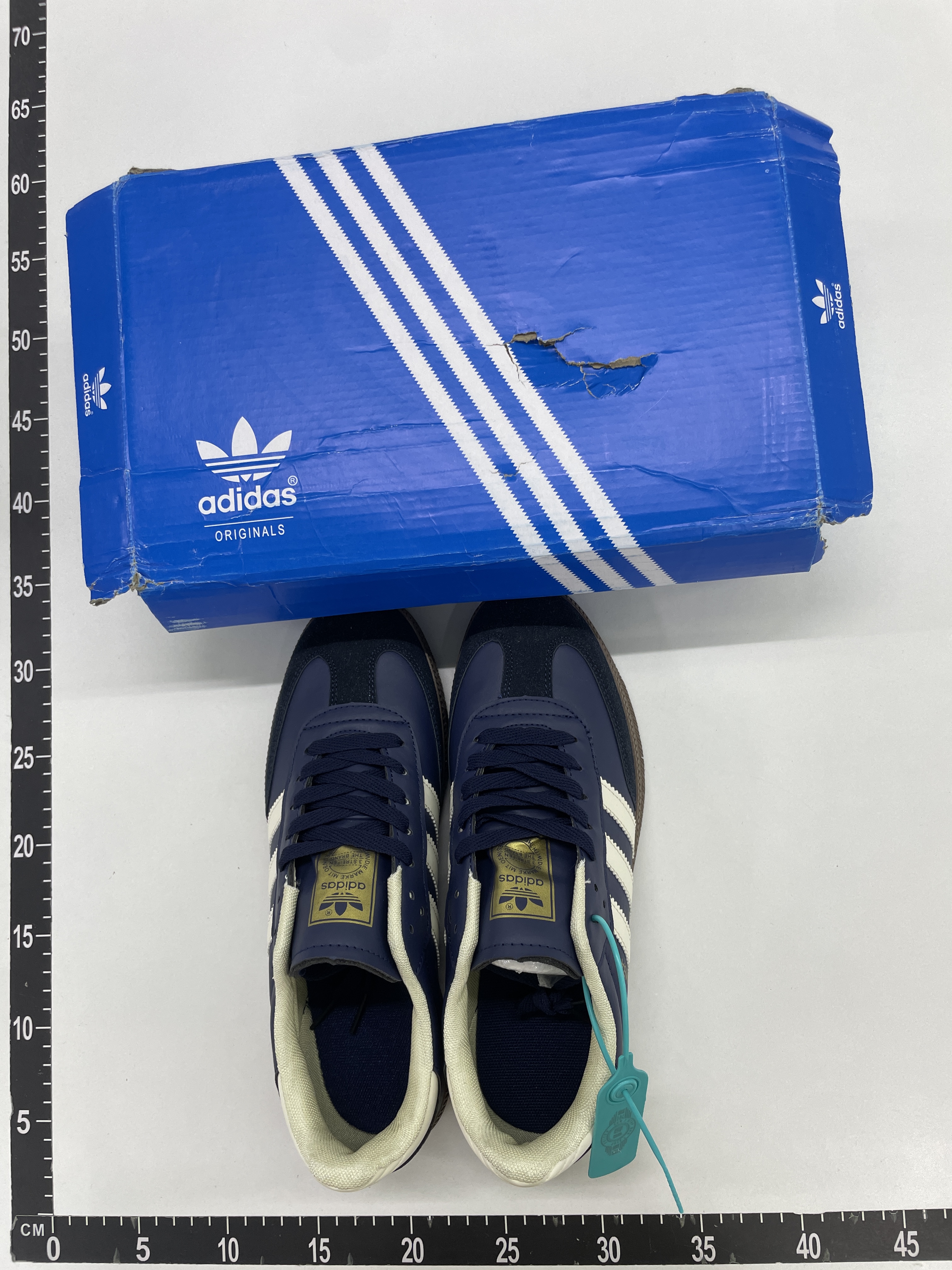 Sneakers — QC-foto 2 av 9