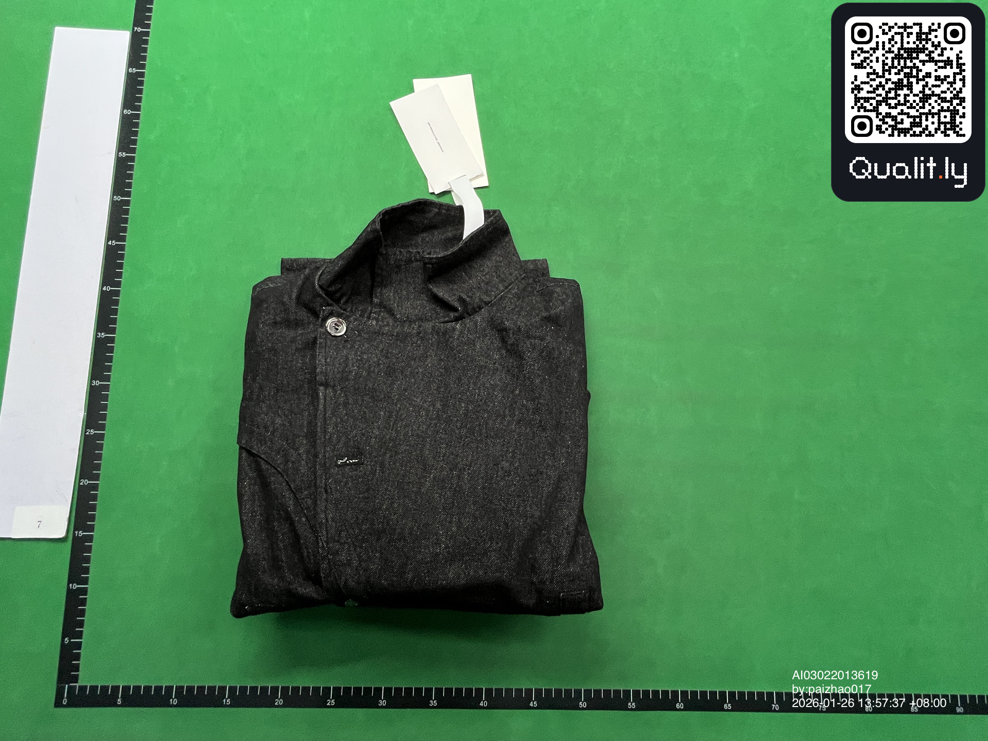 Veste — photo QC 1 sur 8