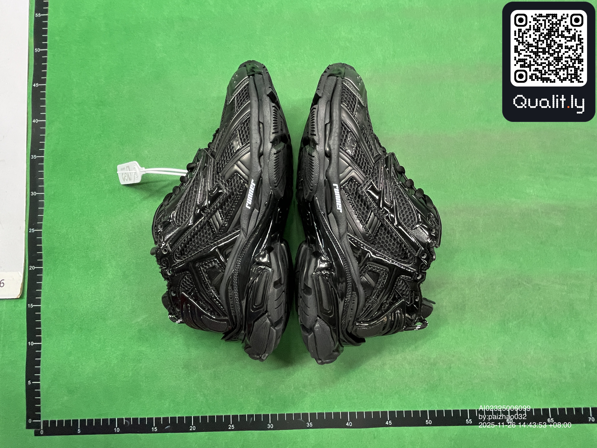 Sneaker — QC-Foto 2 von 232