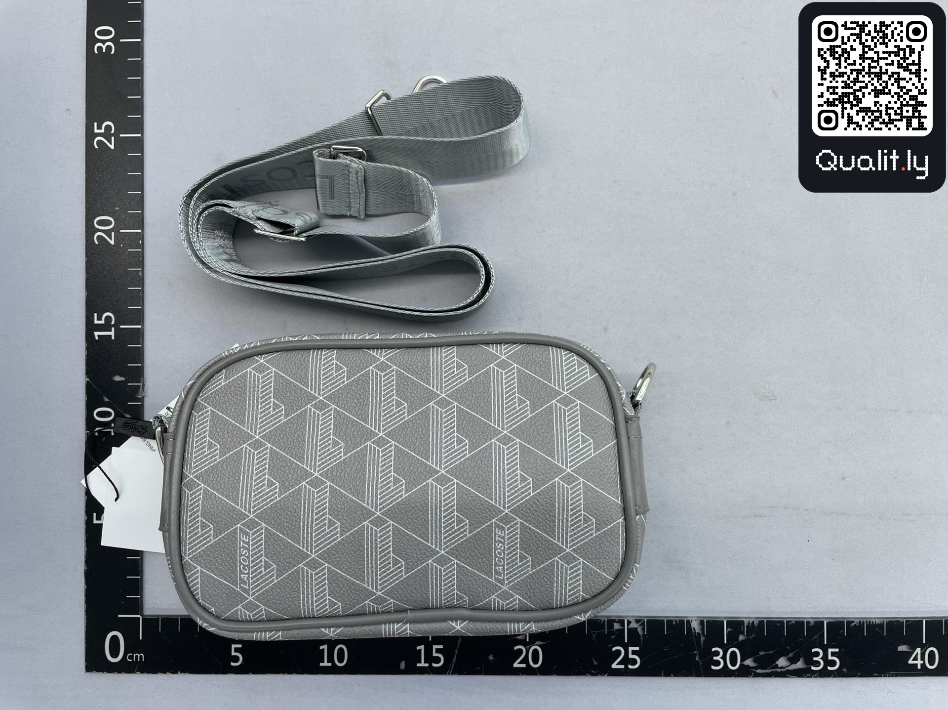 Bag QC photo 3 of 81