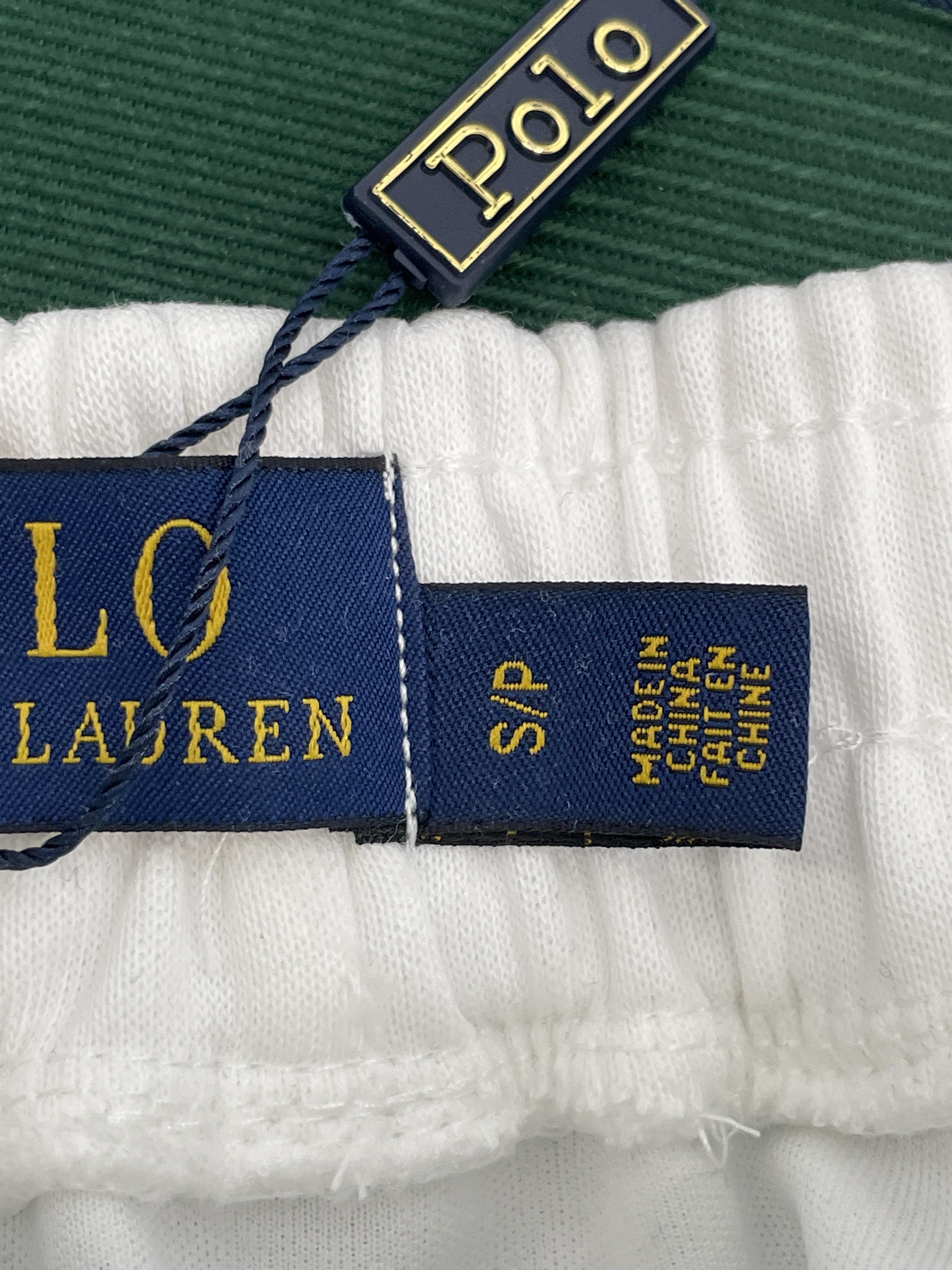 Pantaloncini — foto QC 2 di 25